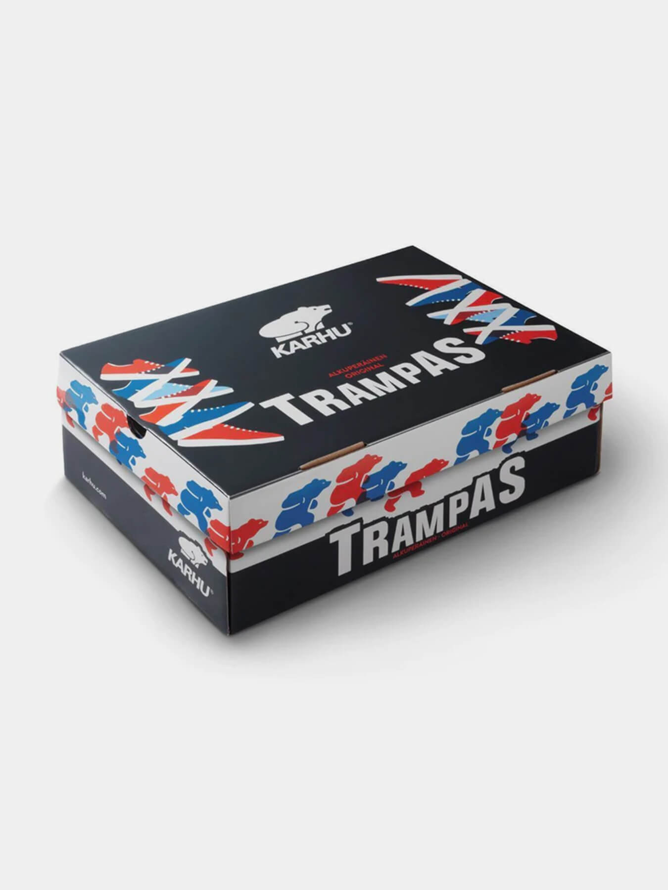 Кроссовки TRAMPAS