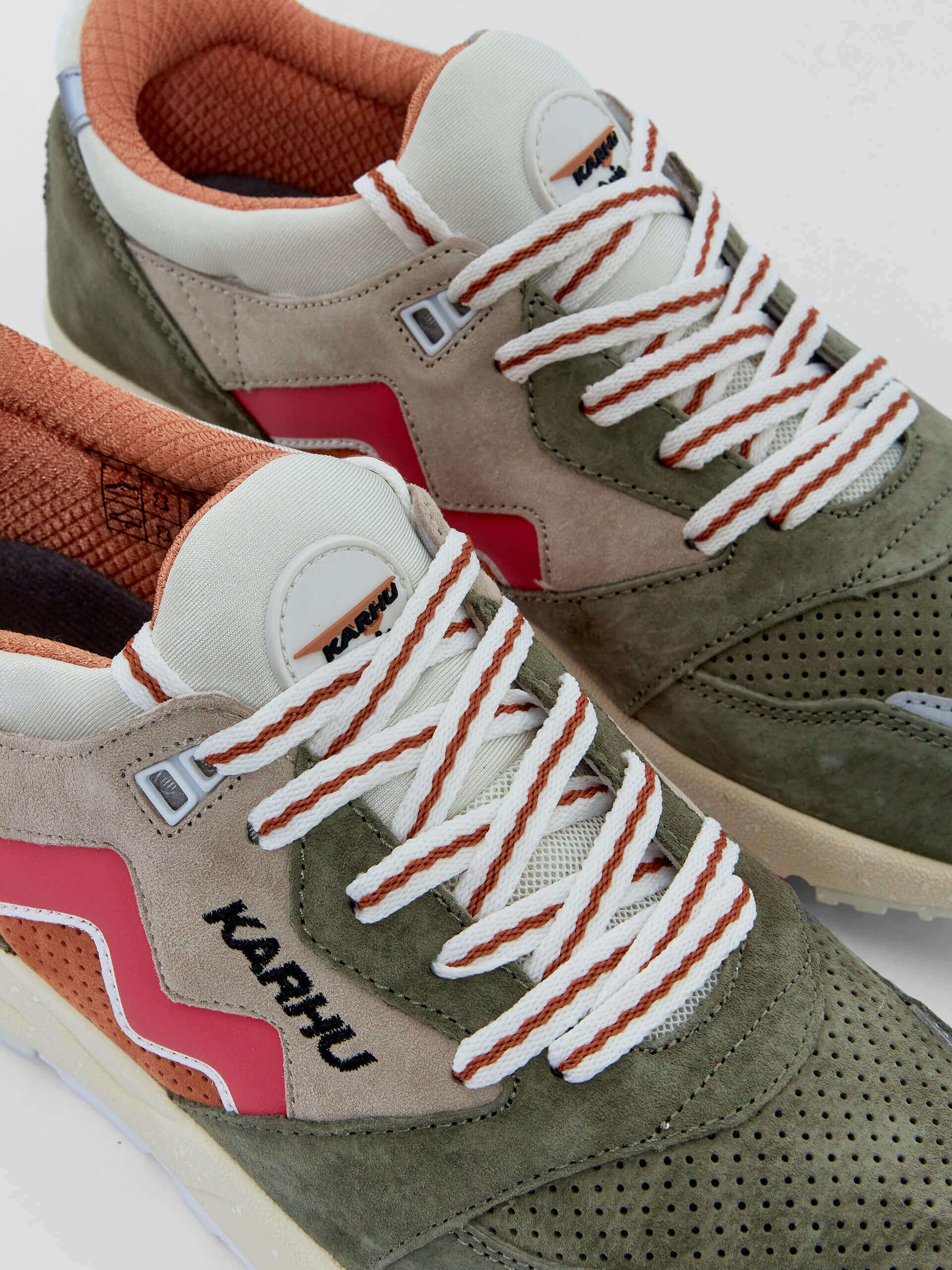 Кроссовки ARIA 95