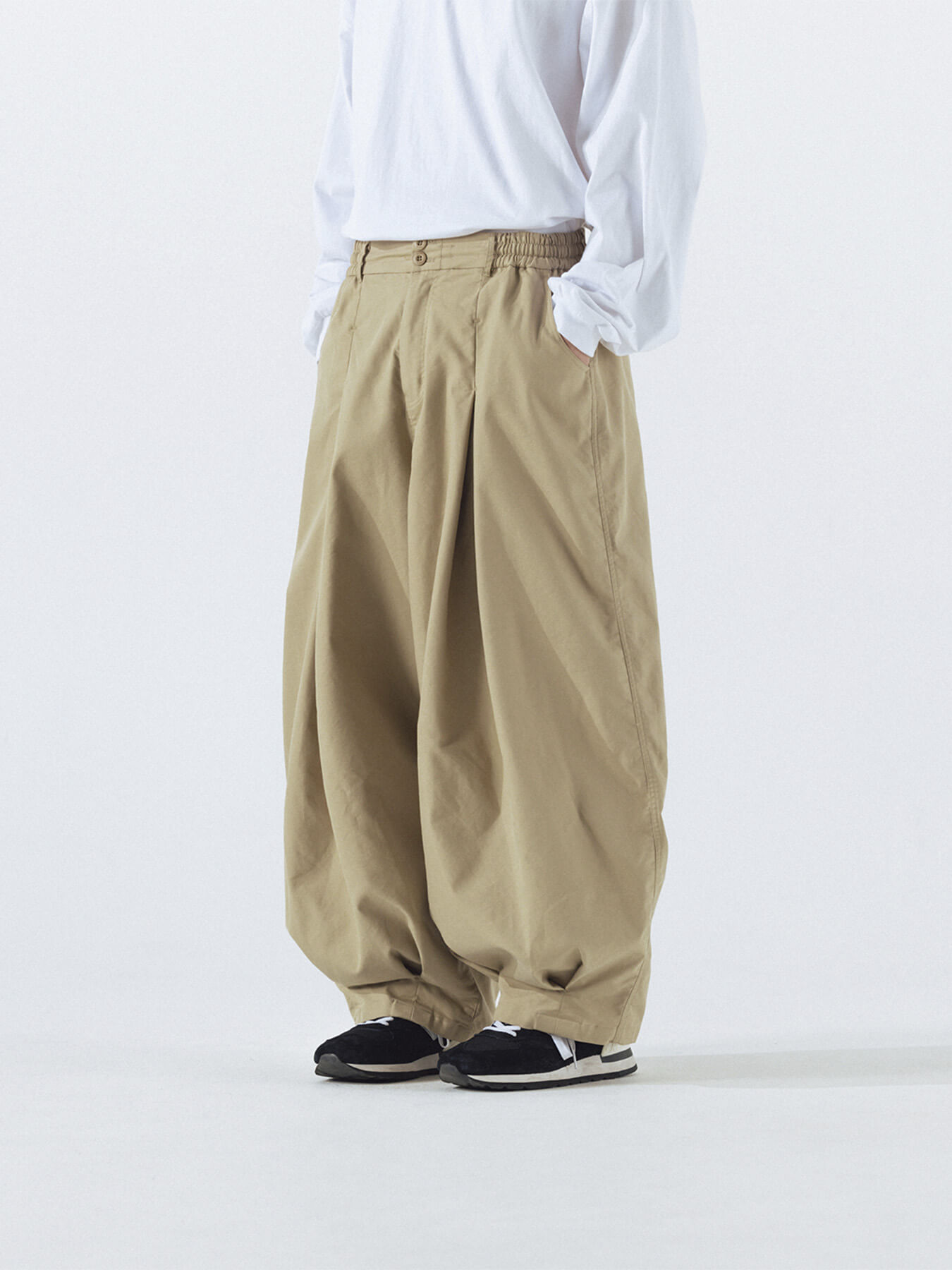 Брюки UNBALANCE LONG TUCK BALLOON