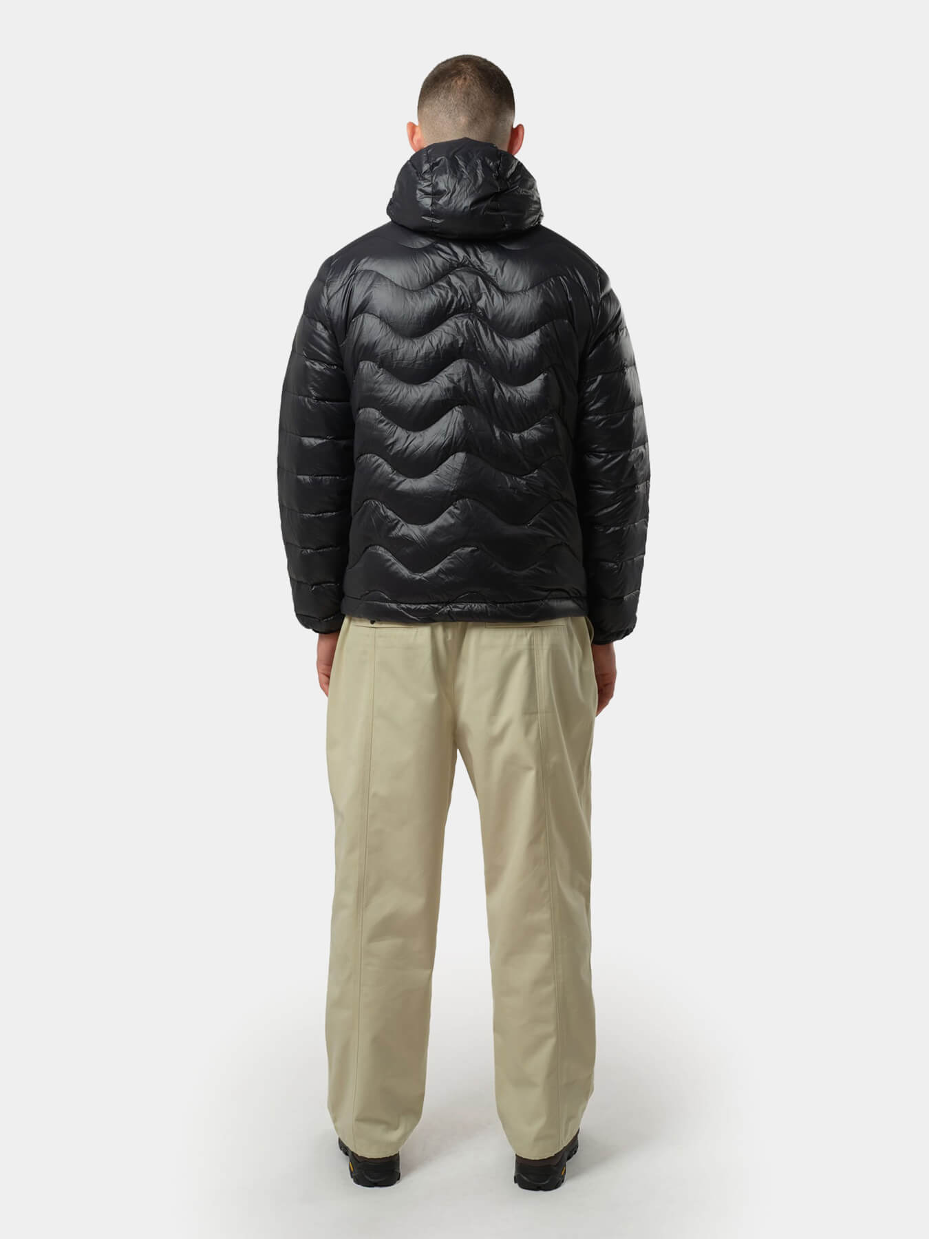 Пуховик WAVES HOODED