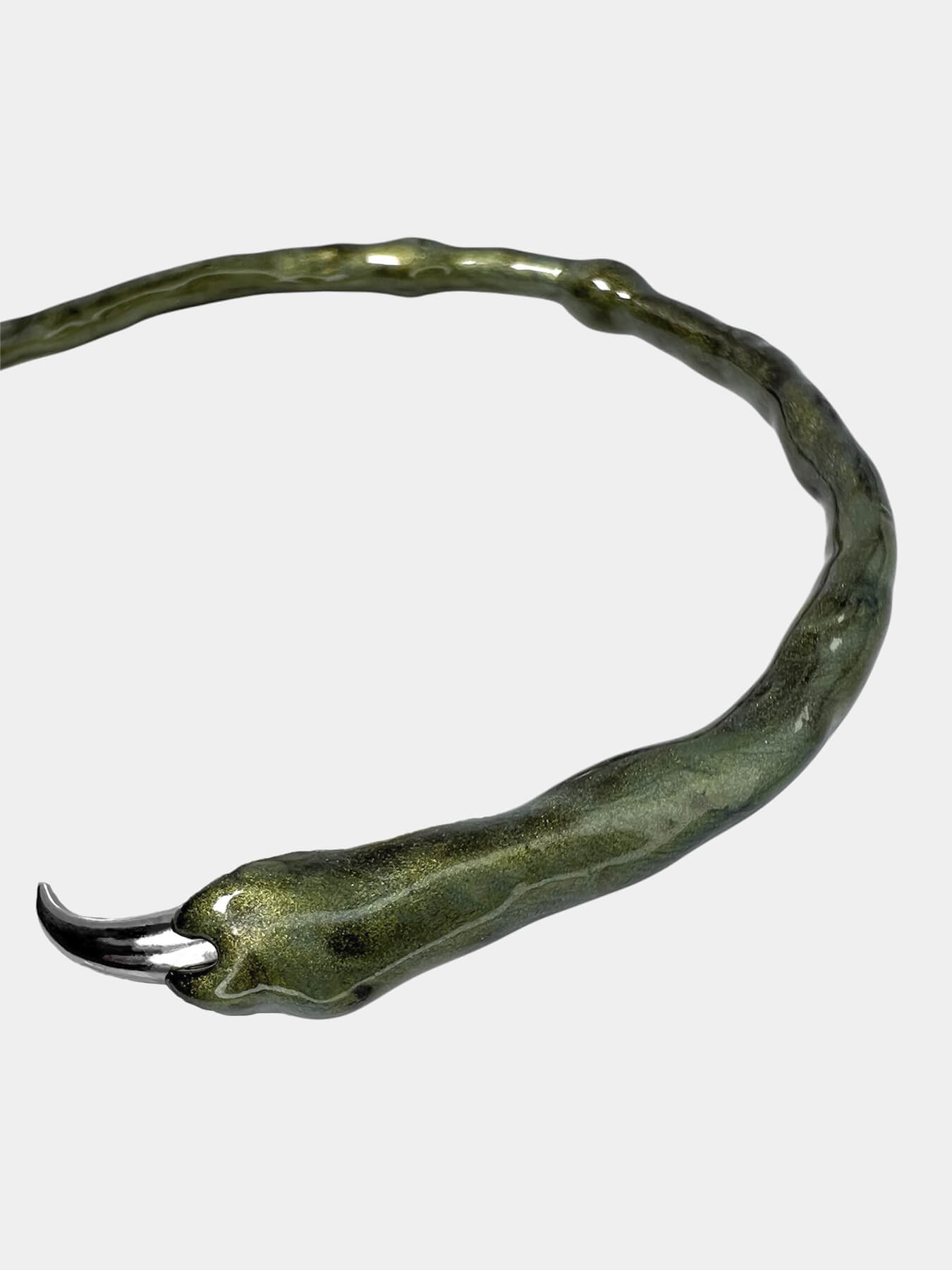 Чокер с шипами