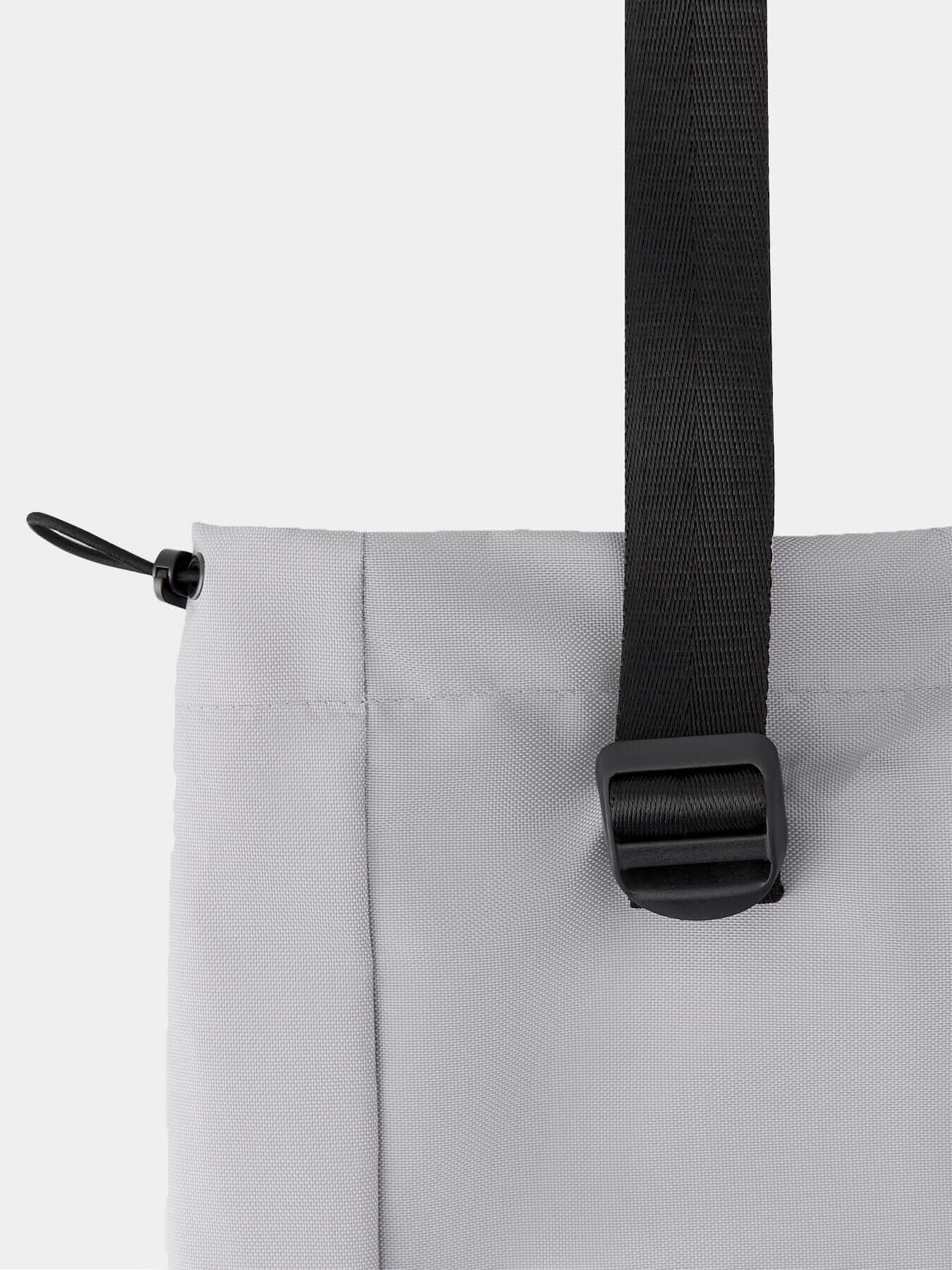 Тоут из нейлона