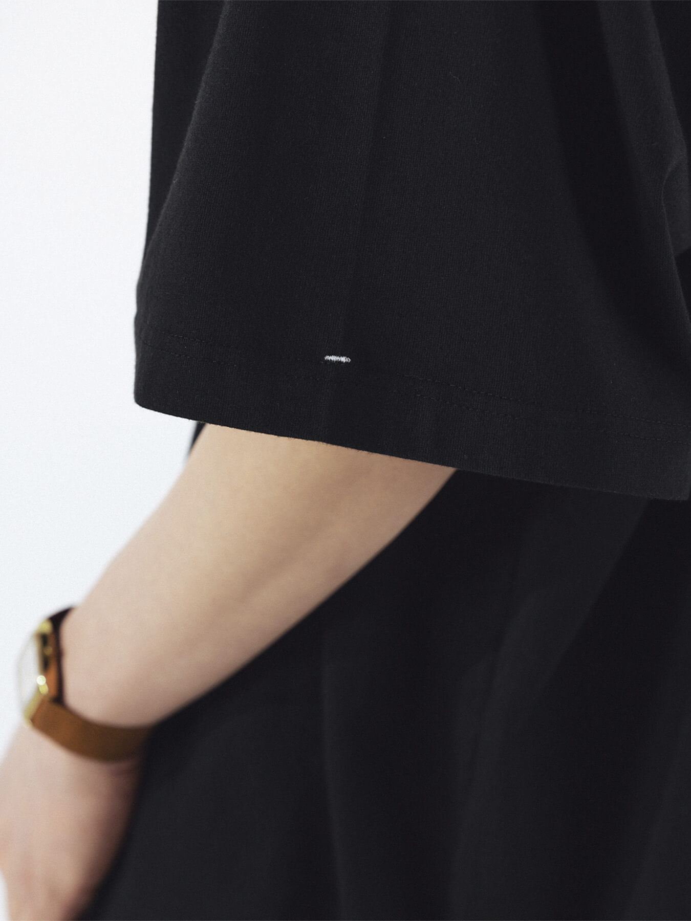 Футболка LAYERED ESSENTIAL LOGO HALF