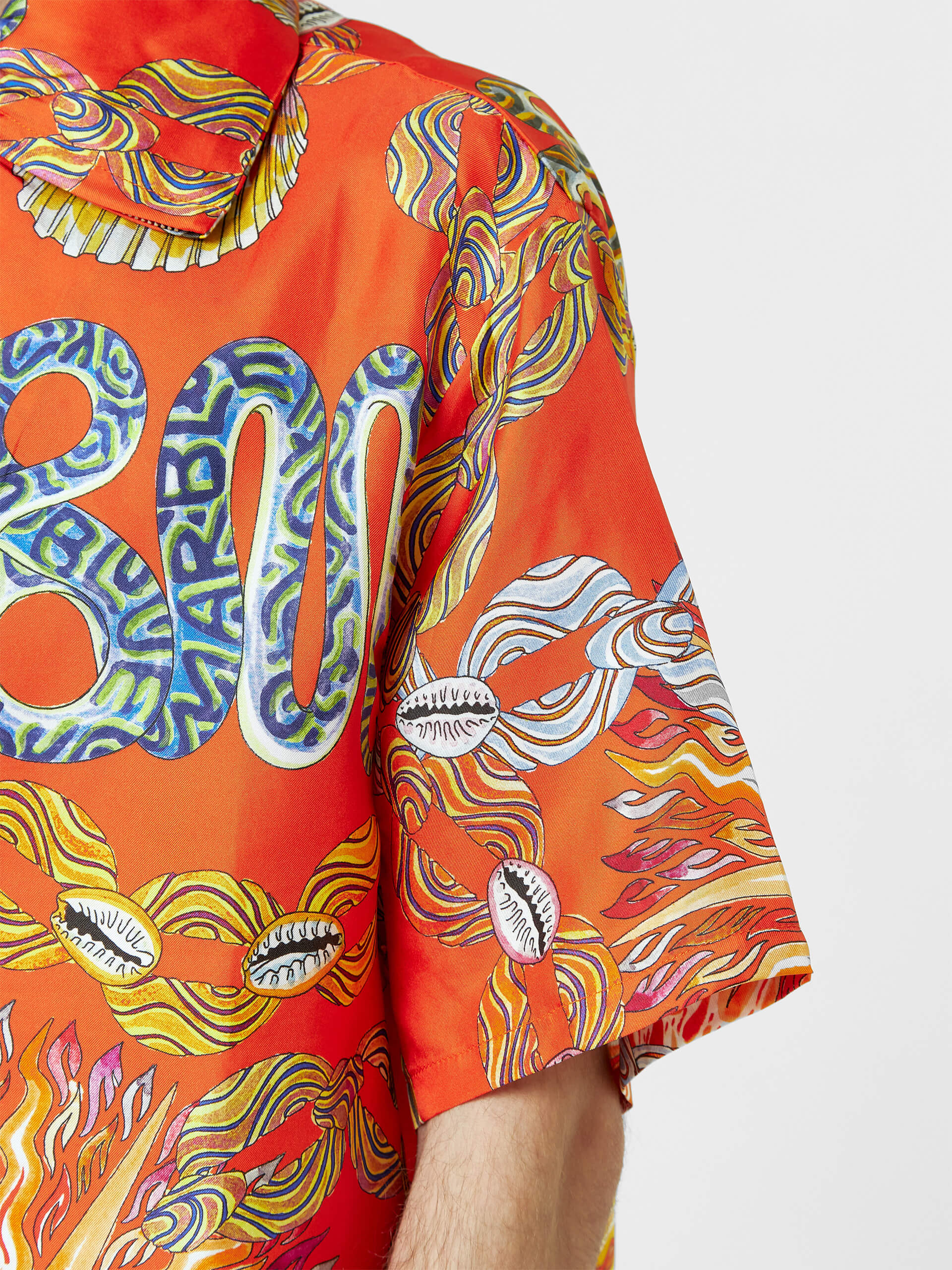 Шелковая рубашка 