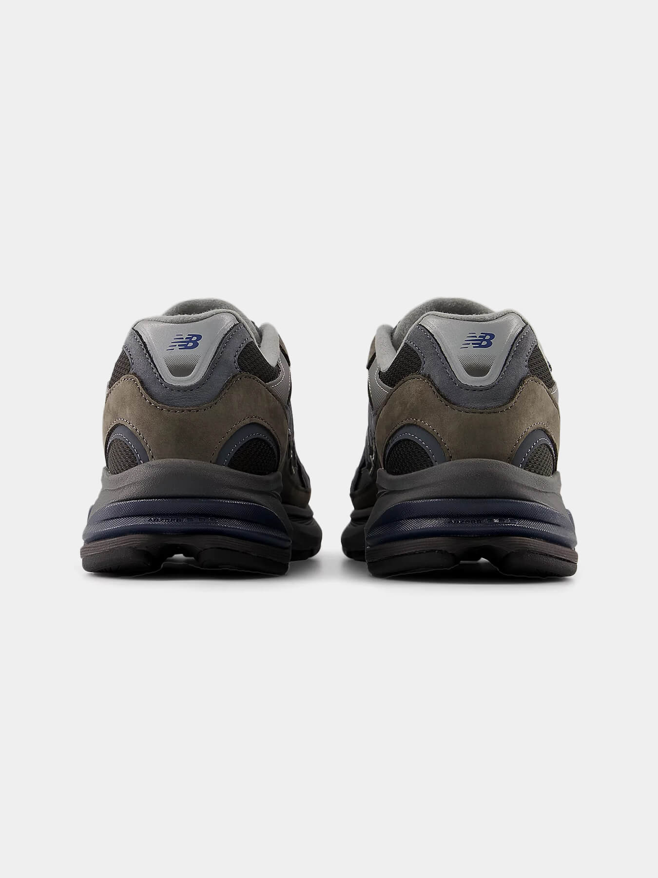 Кроссовки 2010