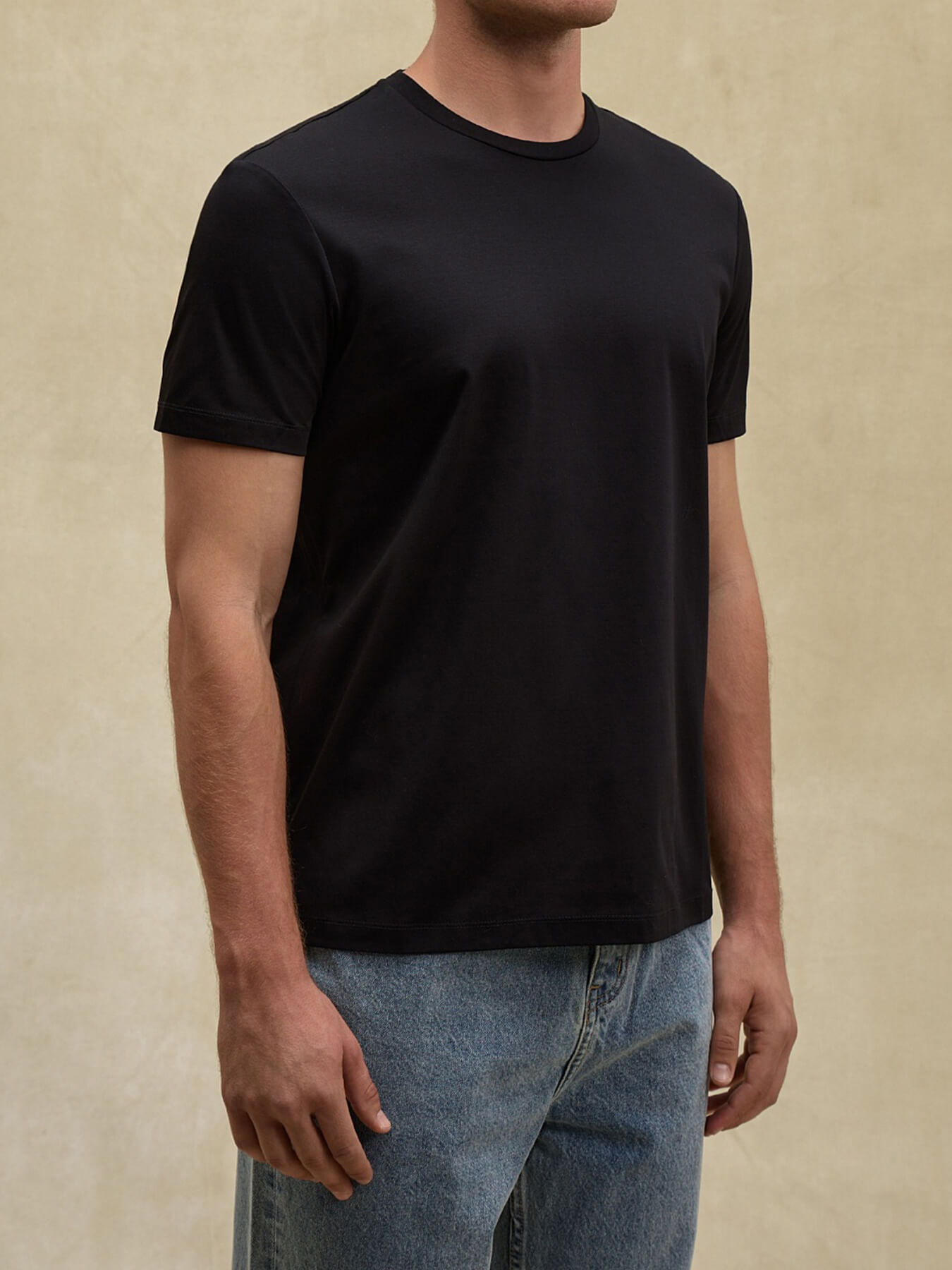 Футболка BLACK T