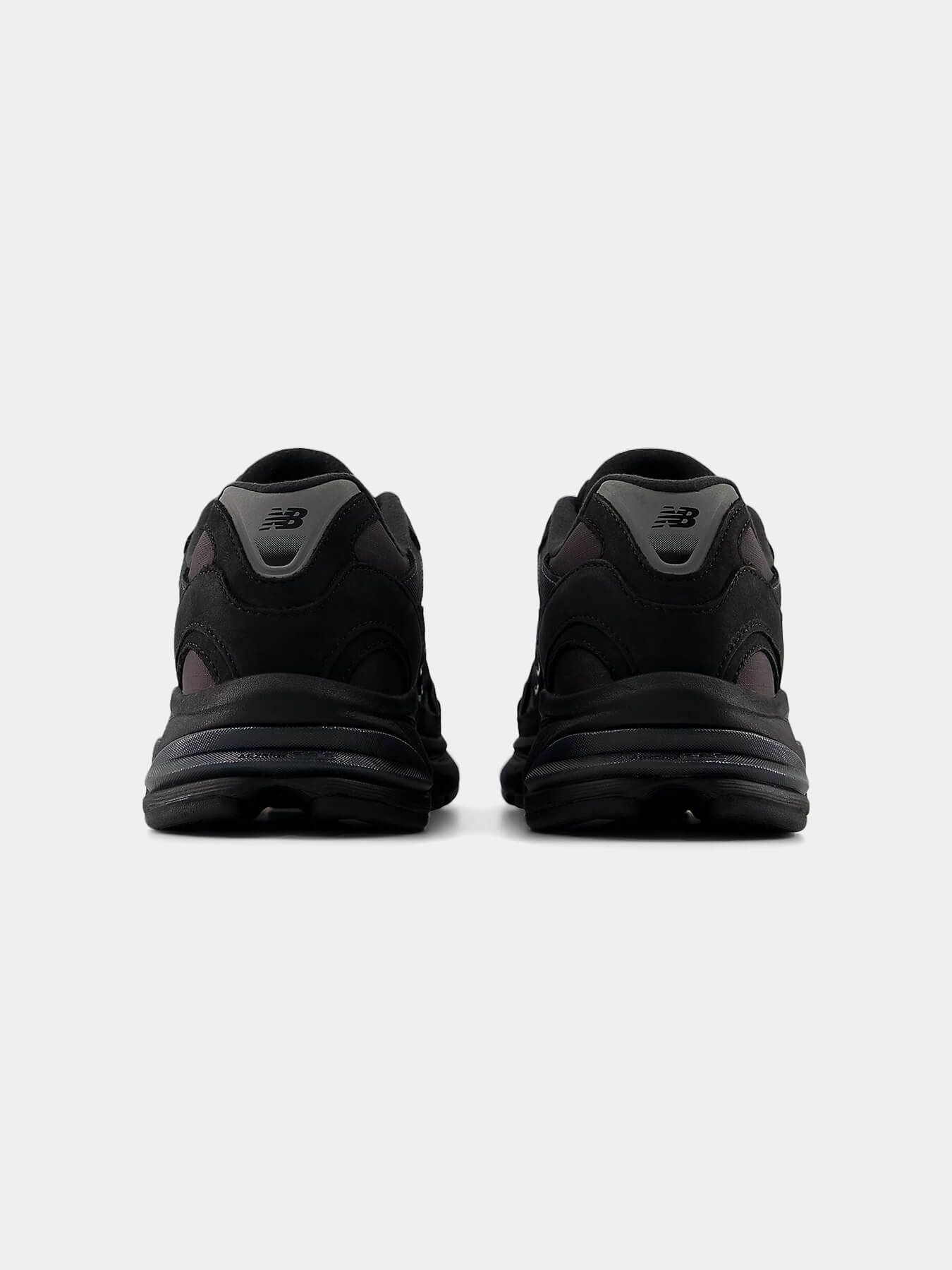 Кроссовки 2010