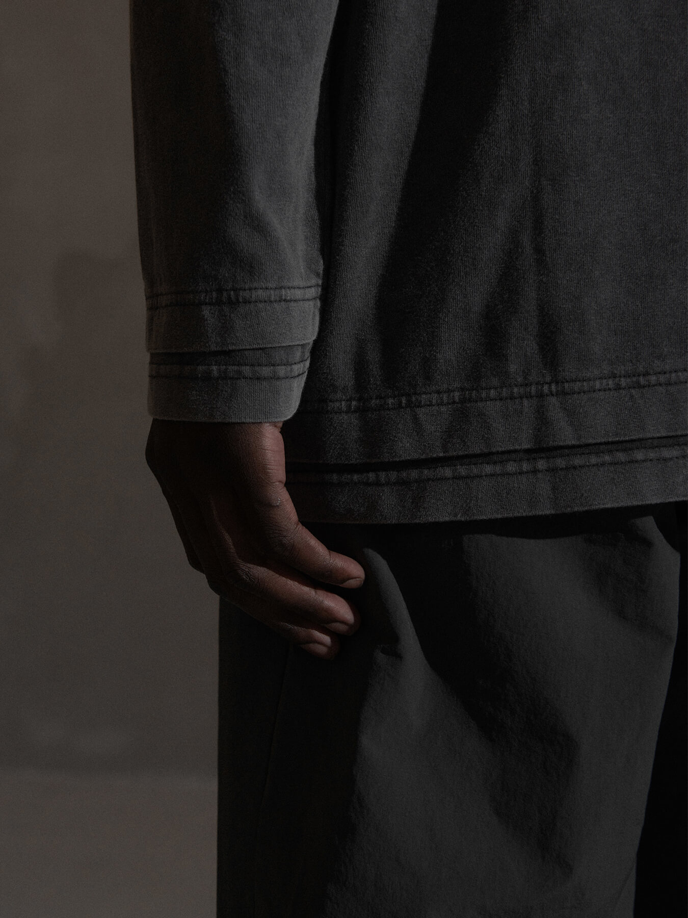 Лонгслив LAYERED