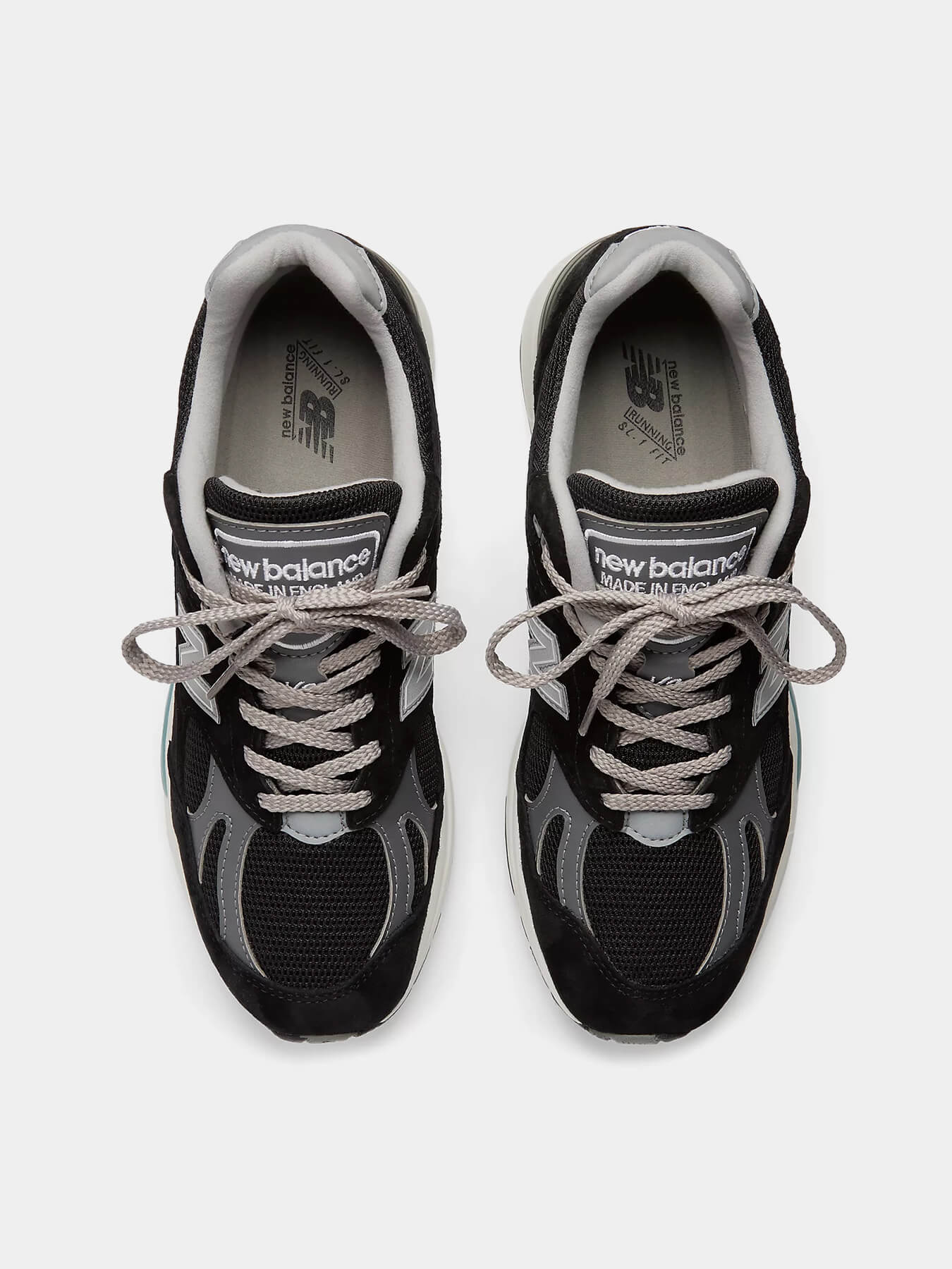 Кроссовки 991V2