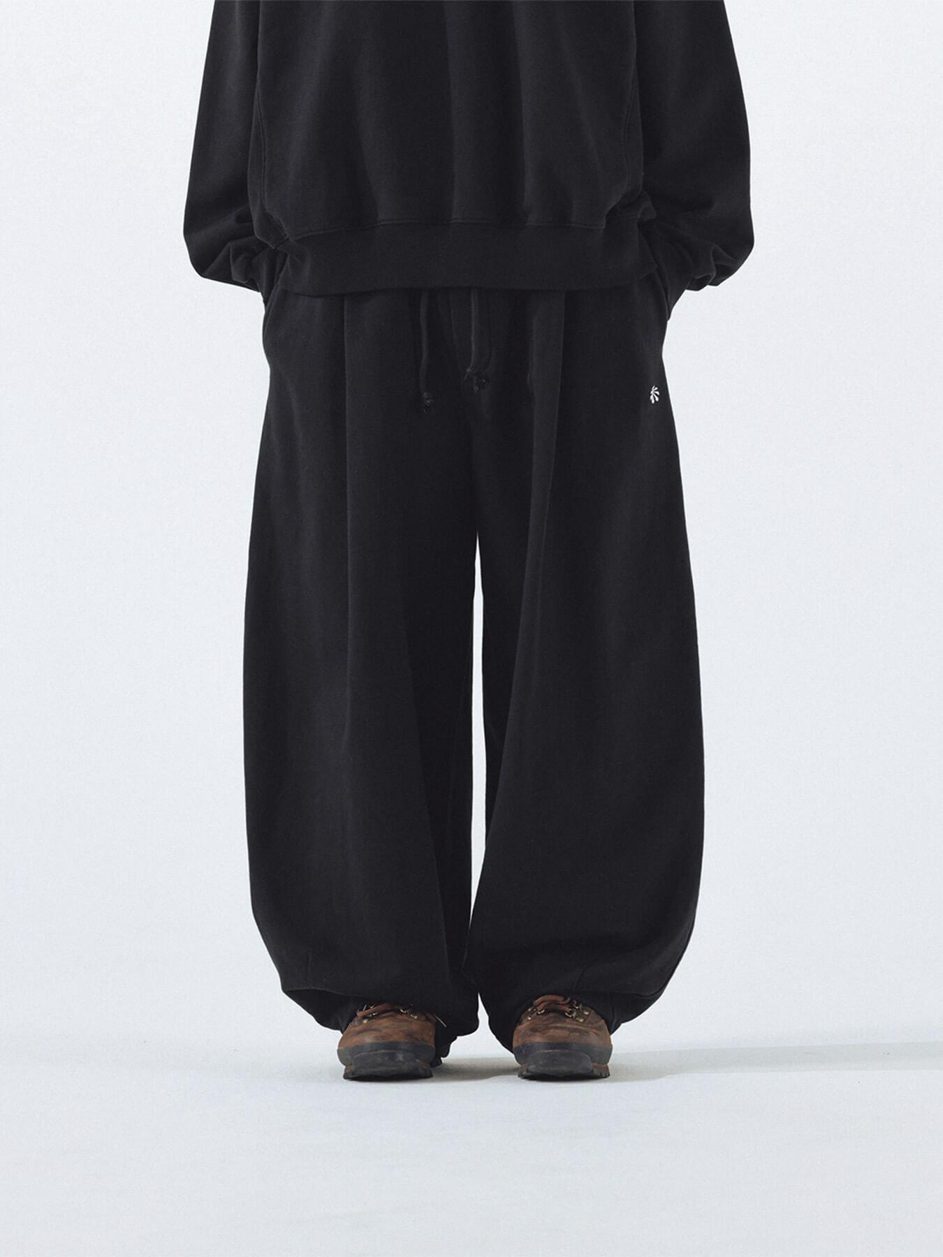 Брюки STEADY SWEAT BALLOON