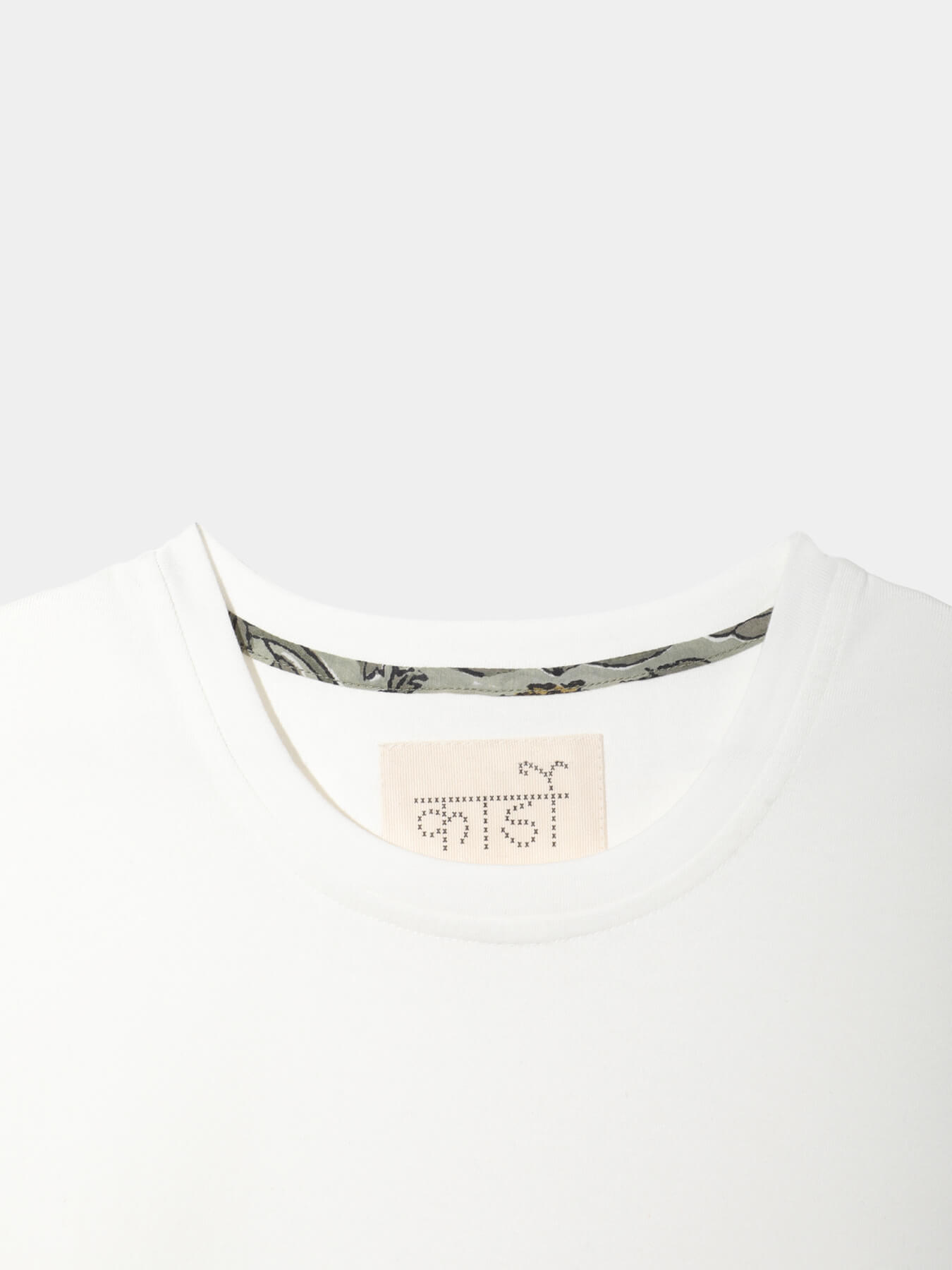 Футболка T-2