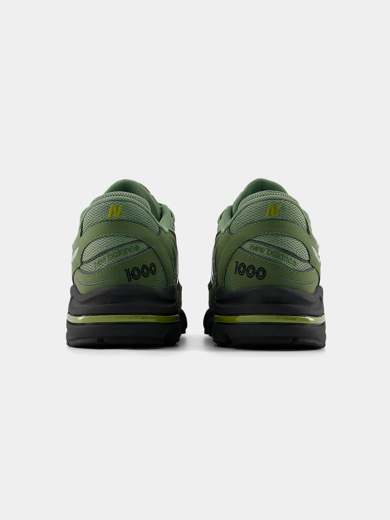 Кроссовки 1000