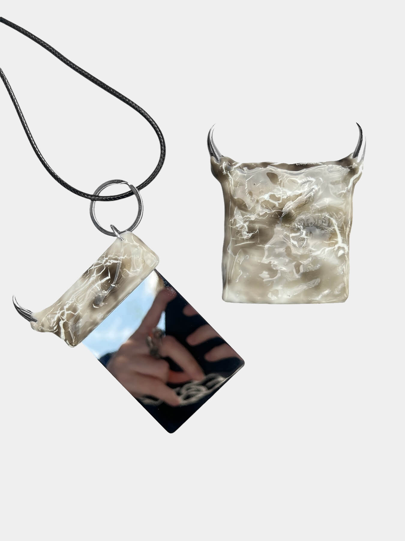 Зеркало