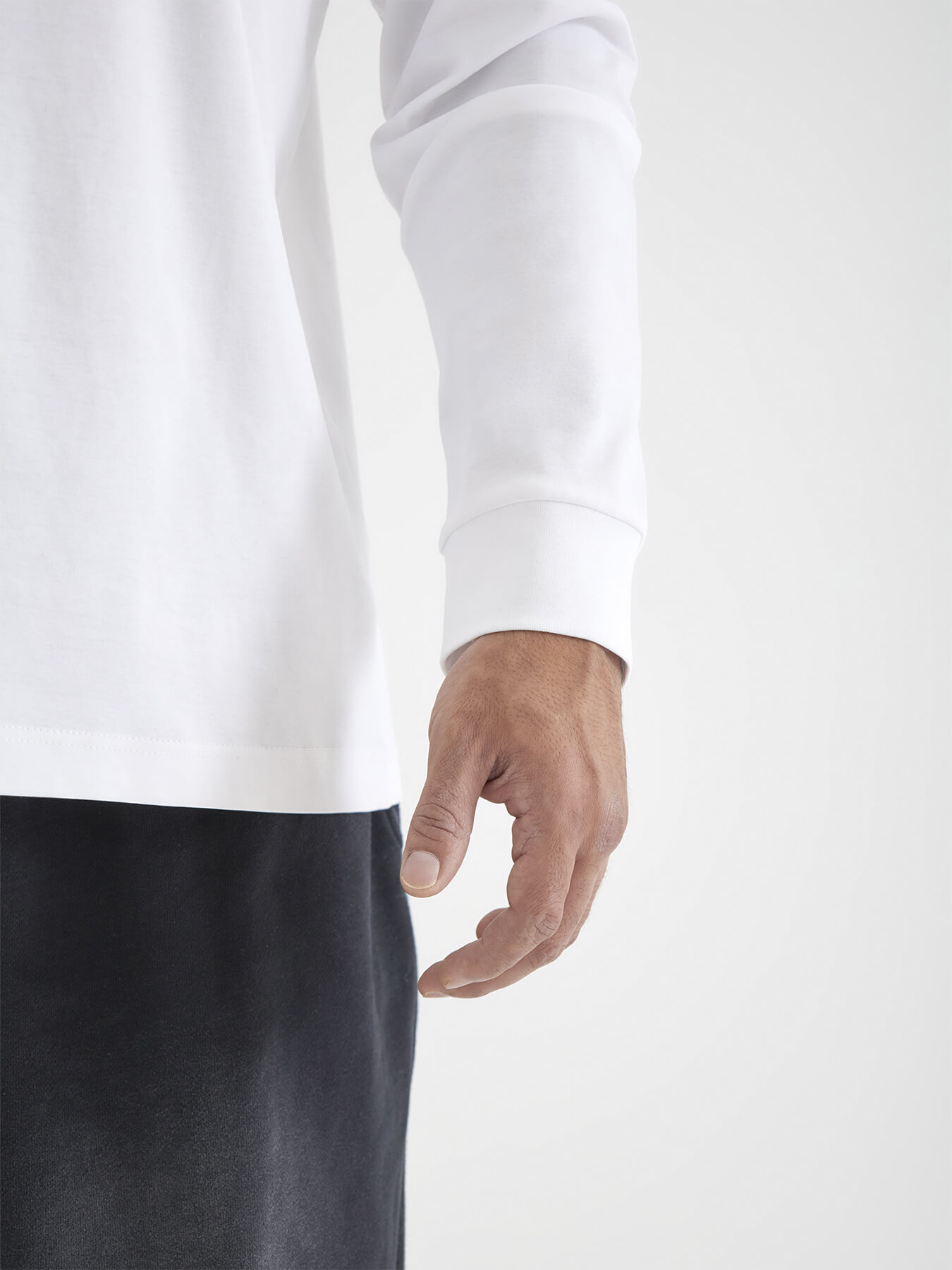 Лонгслив BASE ICON