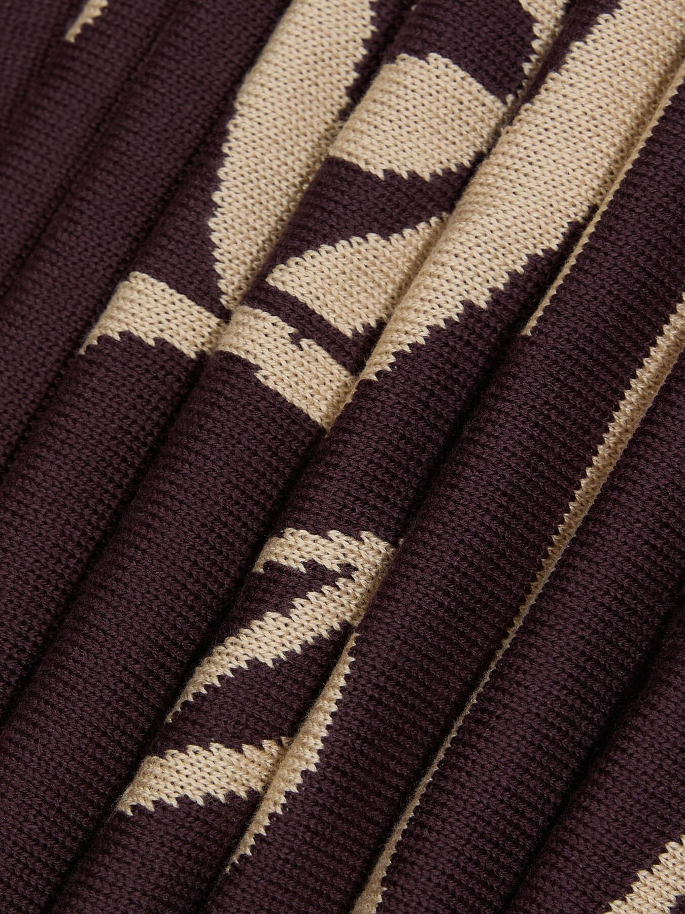 Шарф WARMS HUGS PROTECTS