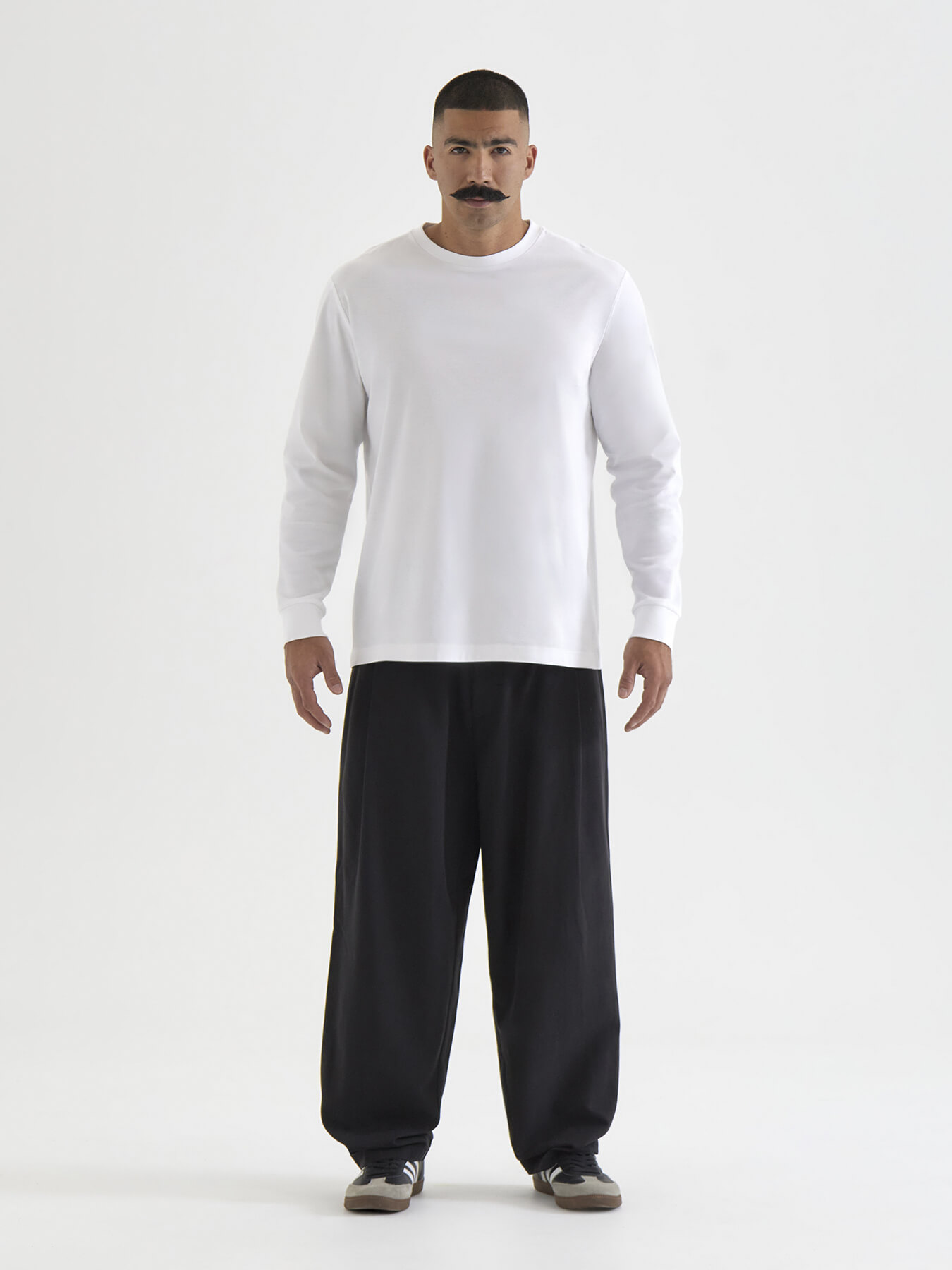 Брюки LESS THAN ZERO