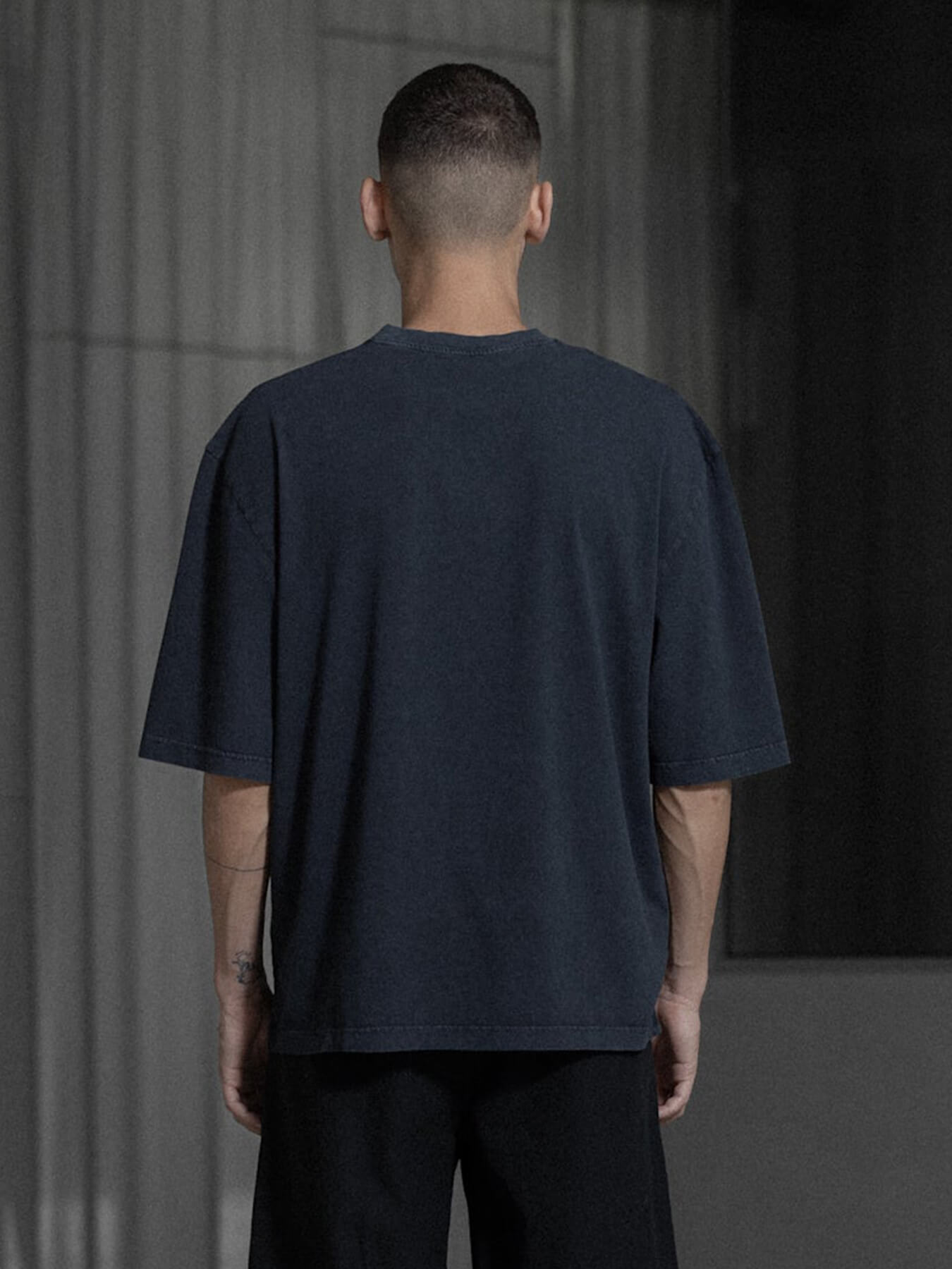 Футболка OVERSIZED SCULPTURE