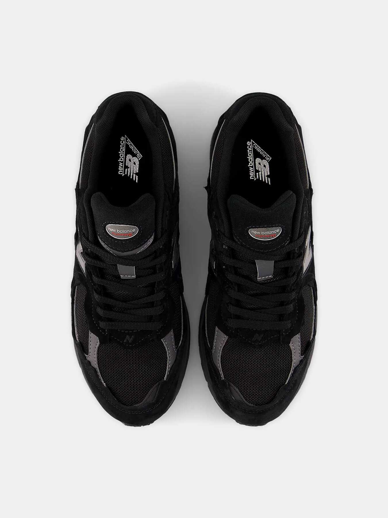 Кроссовки 2002