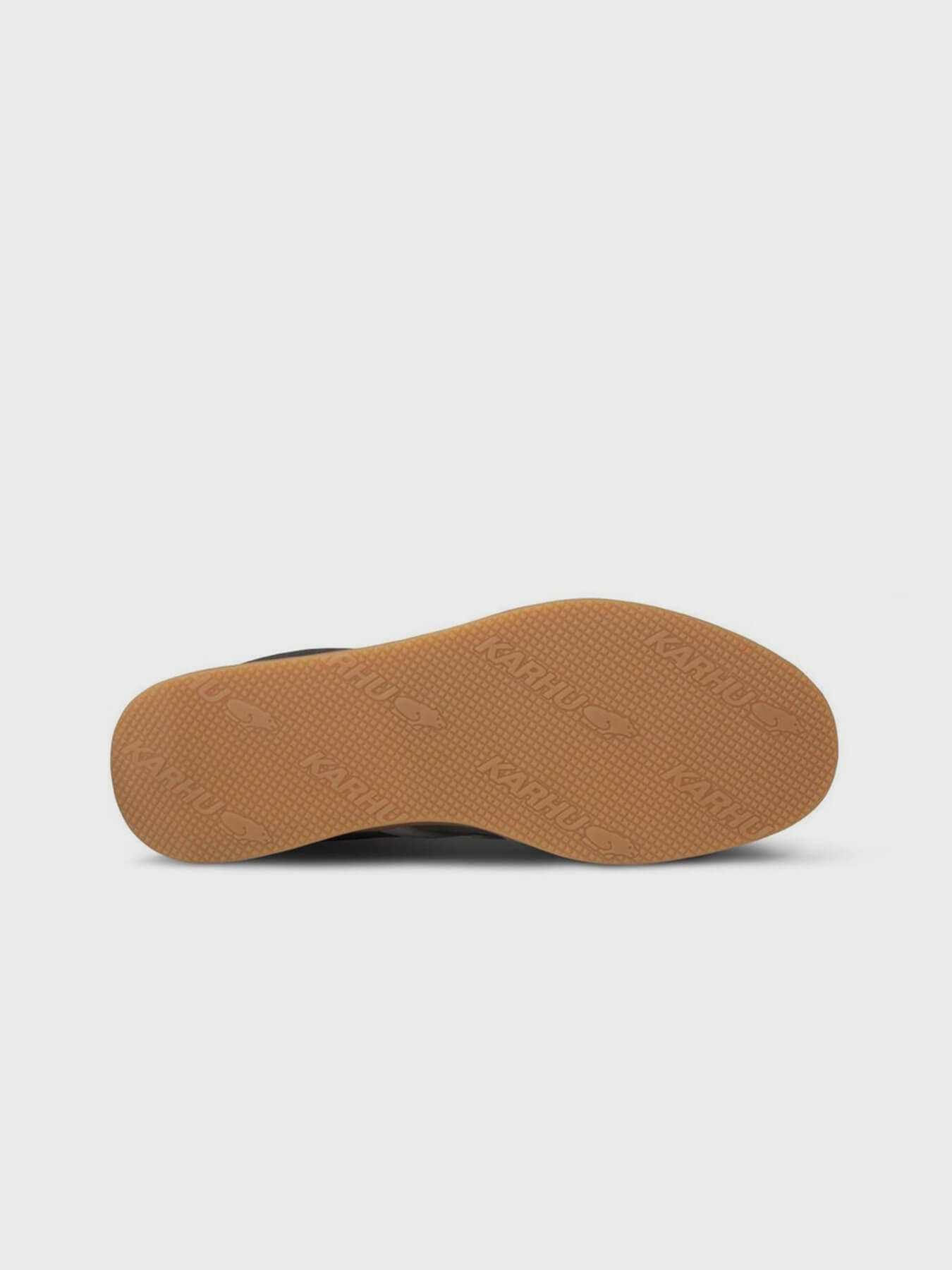 Кроссовки TRAMPAS