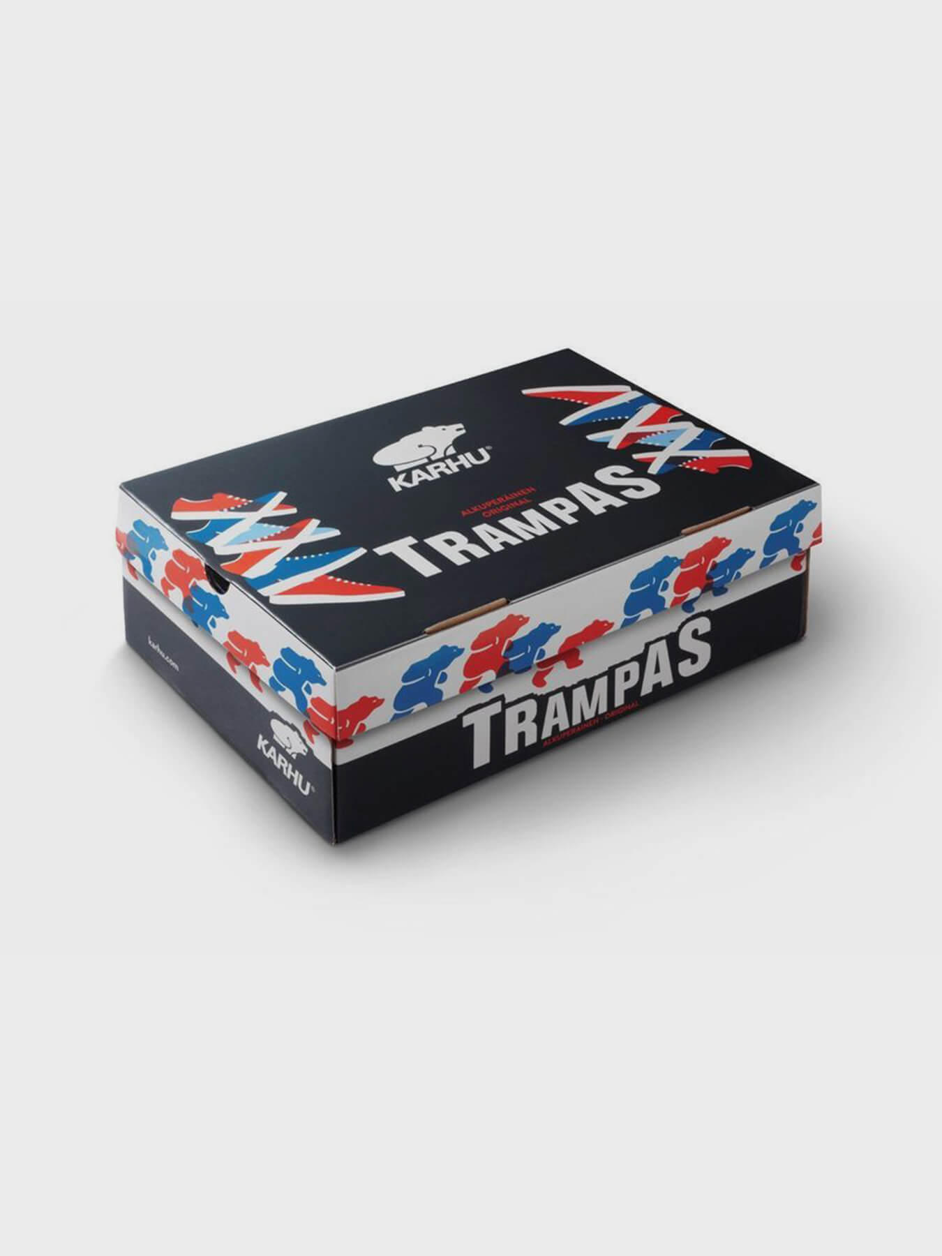 Кроссовки TRAMPAS