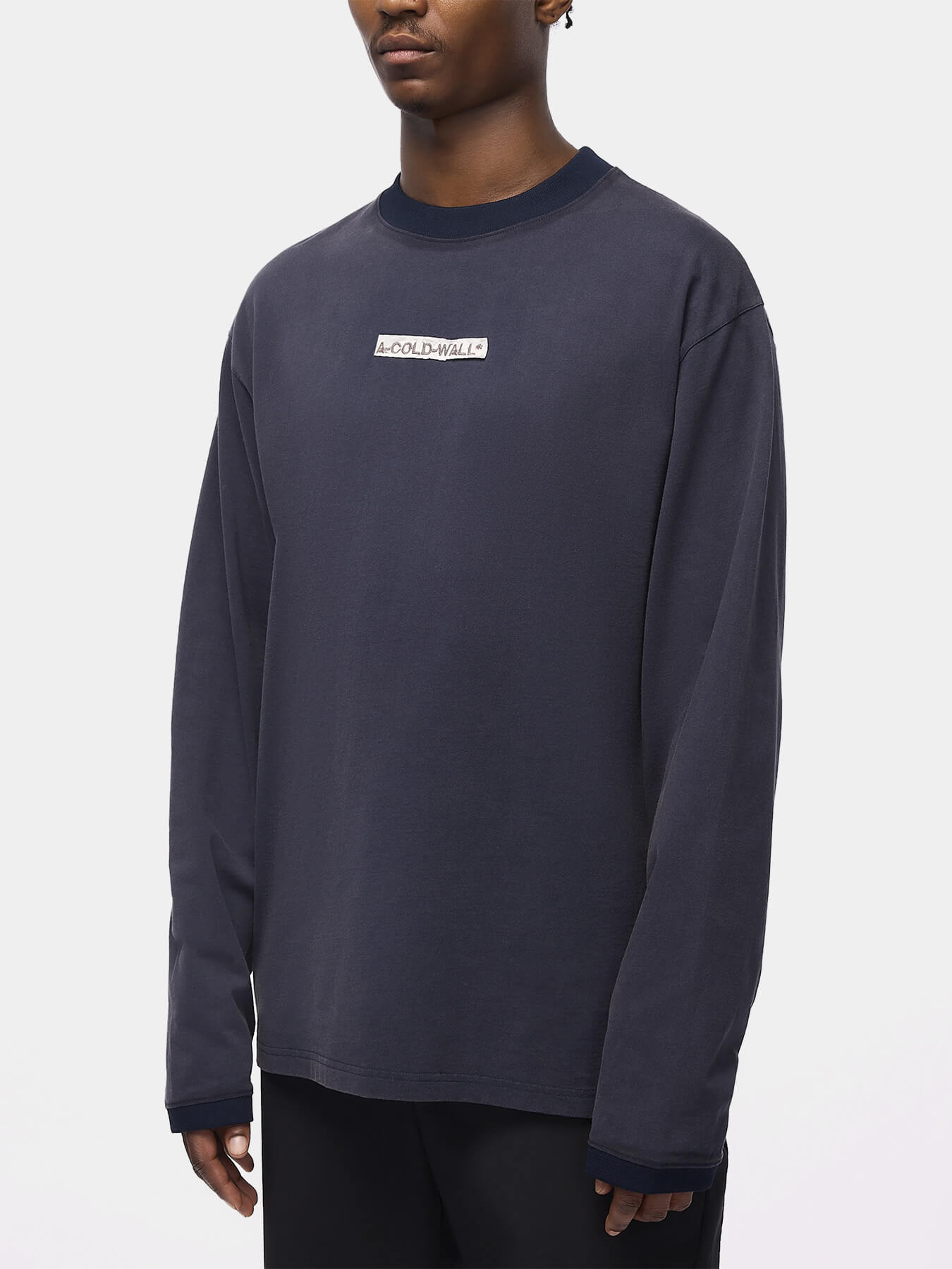 Лонгслив INVERT