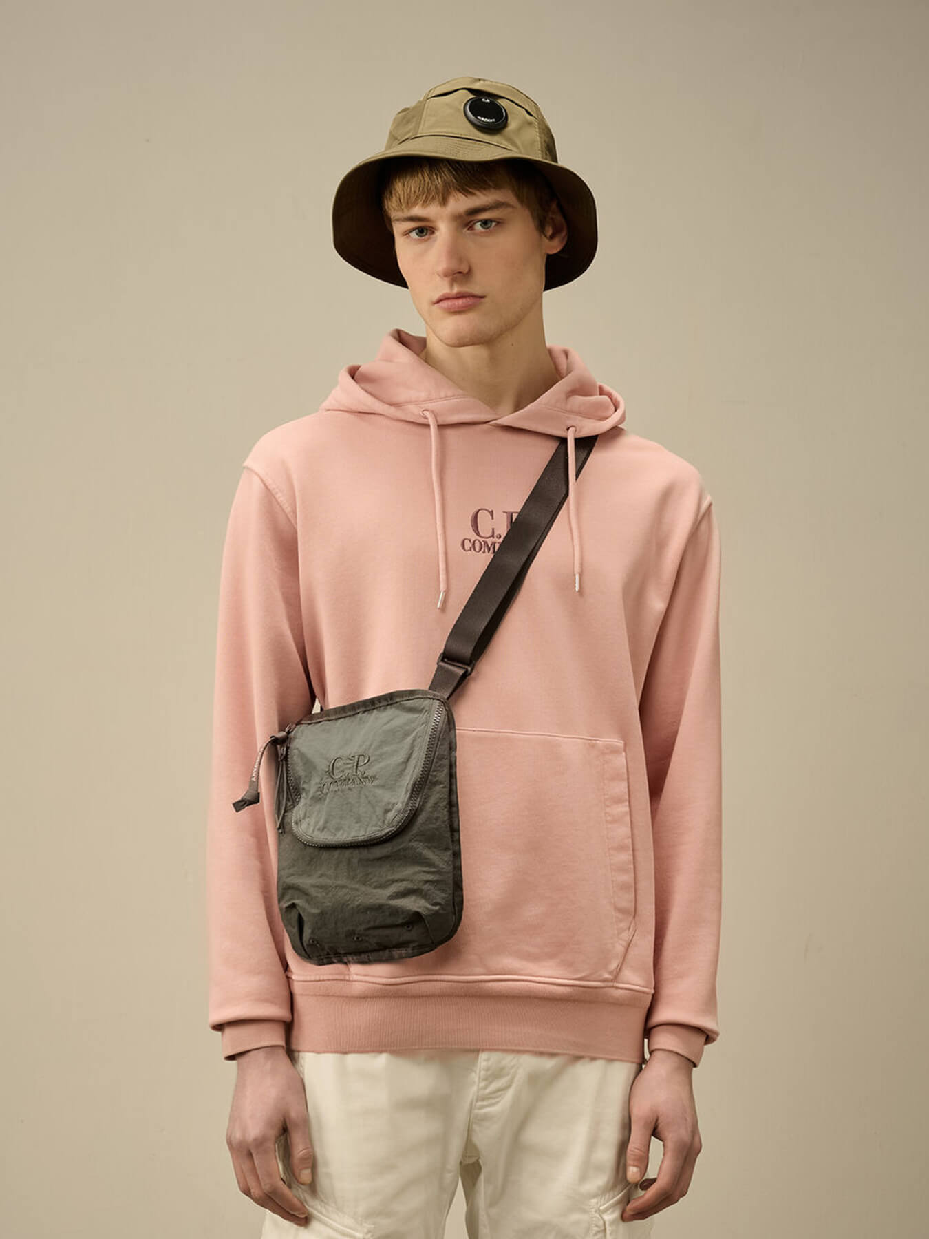 Сумка PLAIN PAPER TOUCH SHOULDER