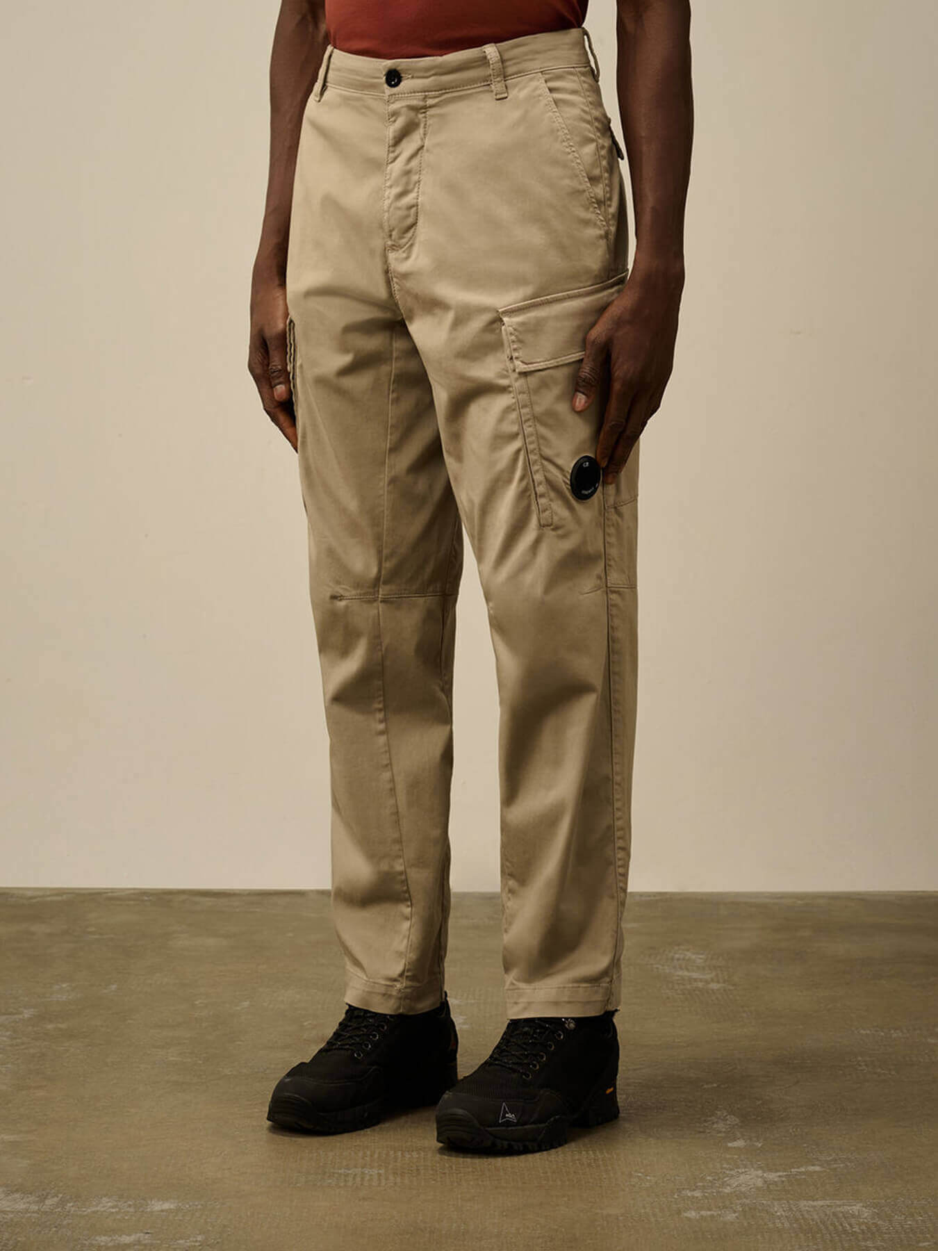 Брюки STRETCH SATEEN LOOSE CARGO