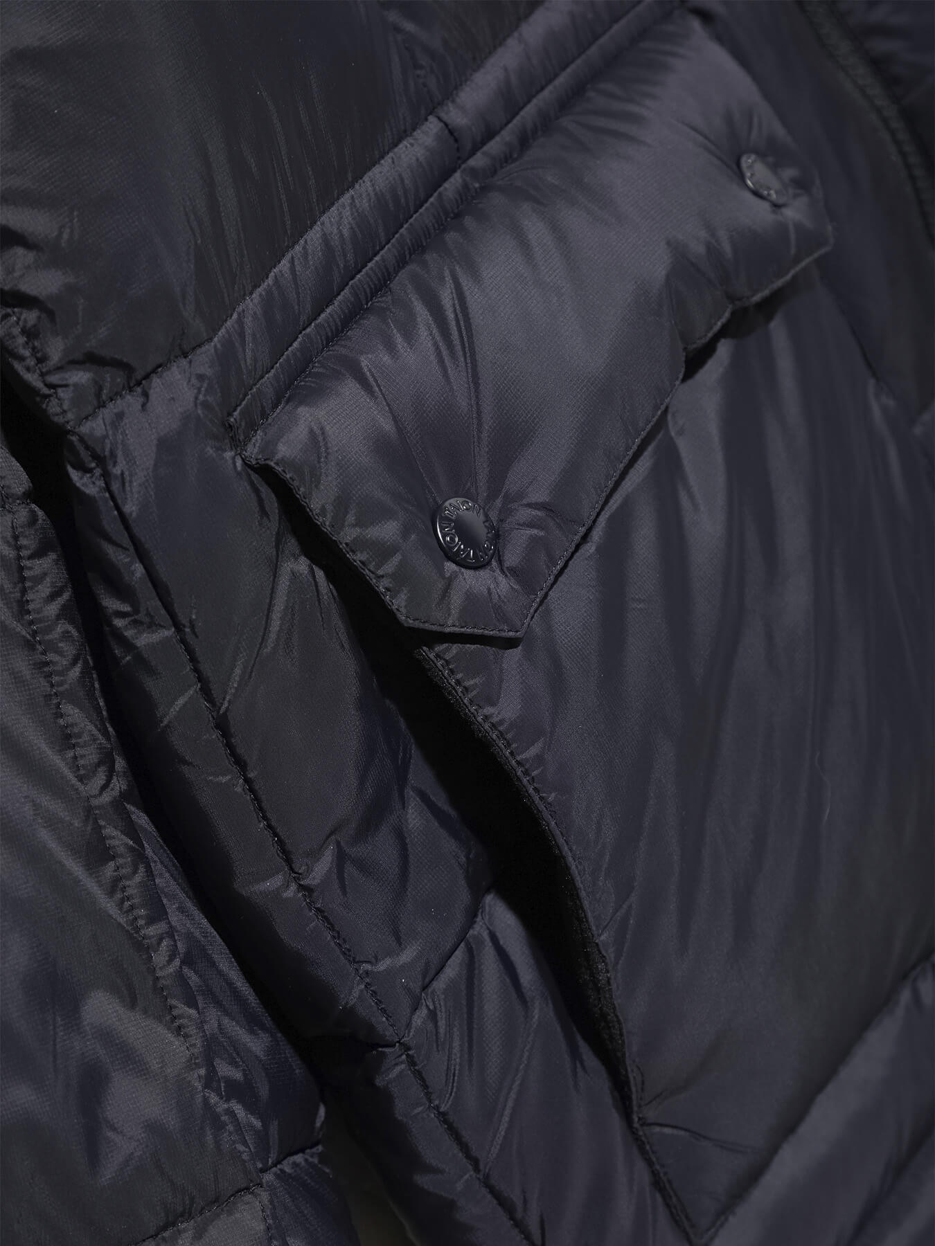 Пуховик MOUNTAIN PACKABLE VOLUME