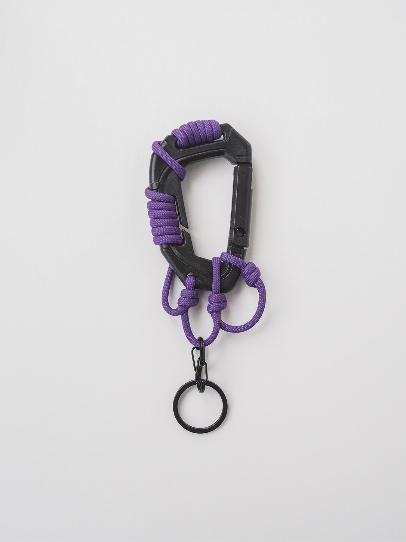 Большой пластиковый плетеный карабин