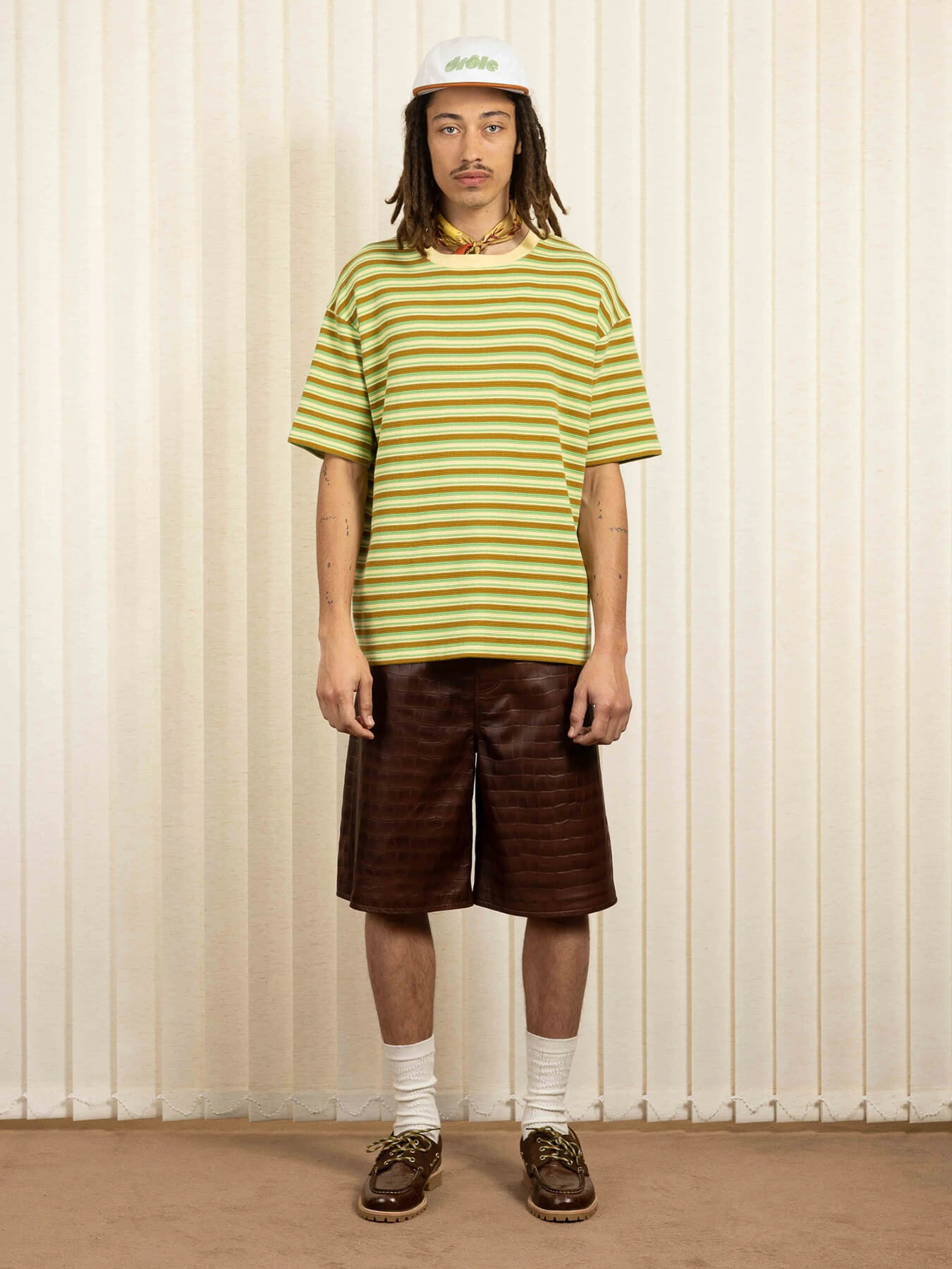 Футболка RAYE