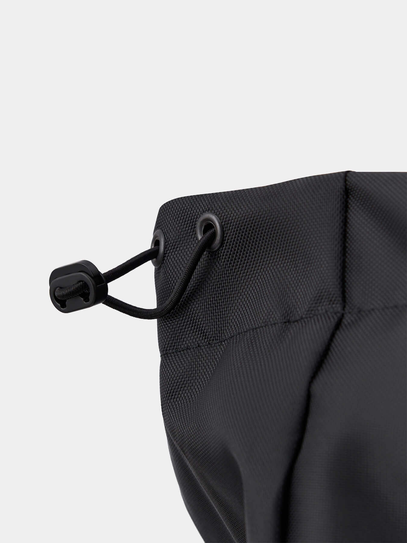 Тоут из нейлона