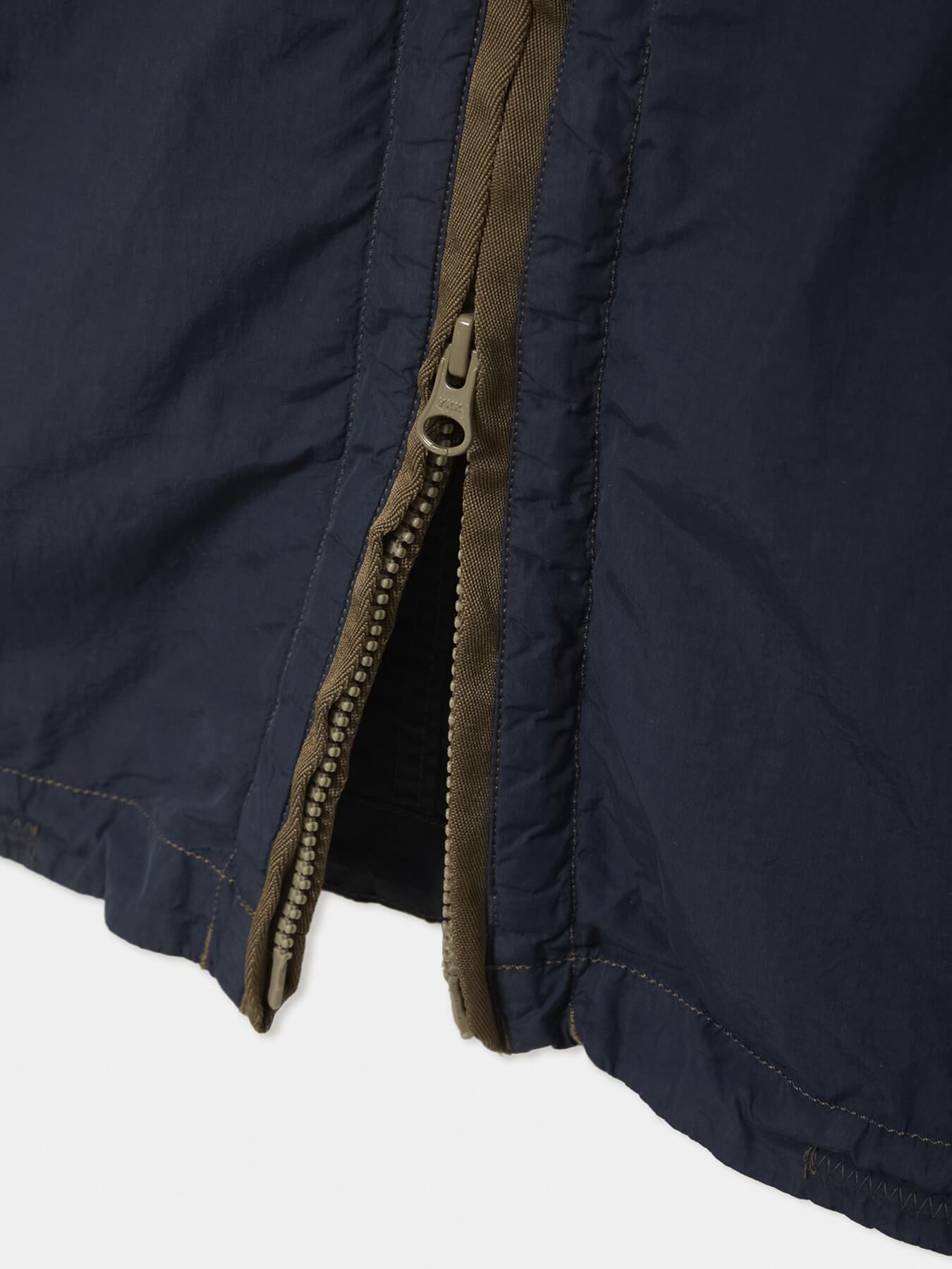 Куртка CONTRAST FLATT NYLON HOODED