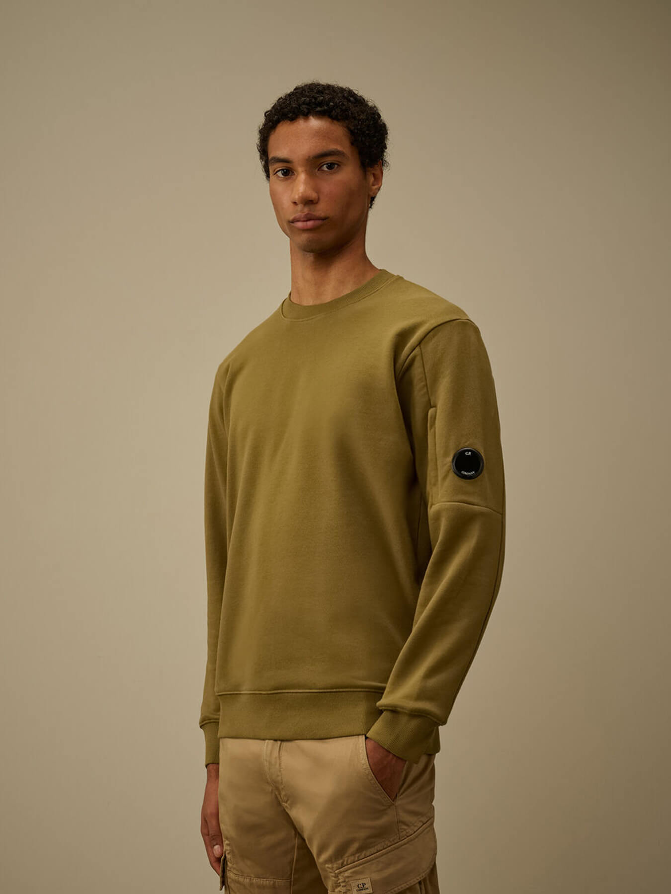 Свитшот DIAGONAL RAISED FLEECE CREWNECK LENS