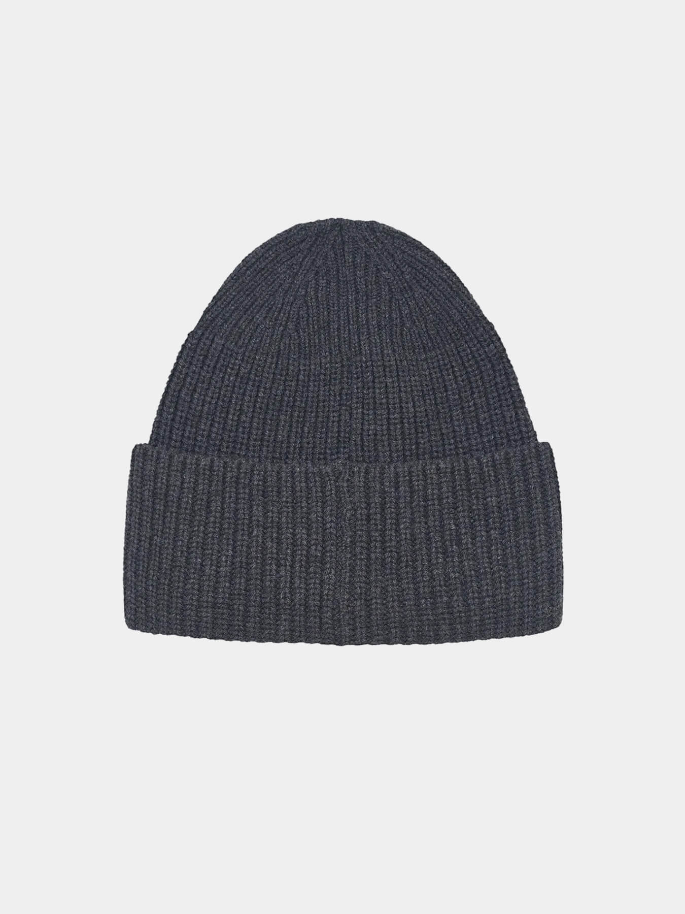 Вязаная шапка