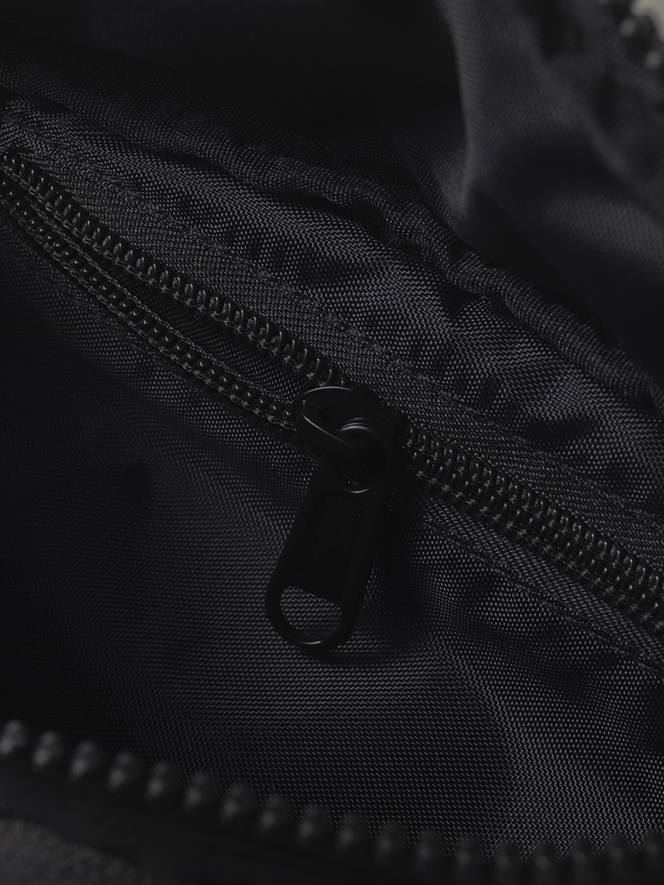 Сумка поясная CLASH SMALL