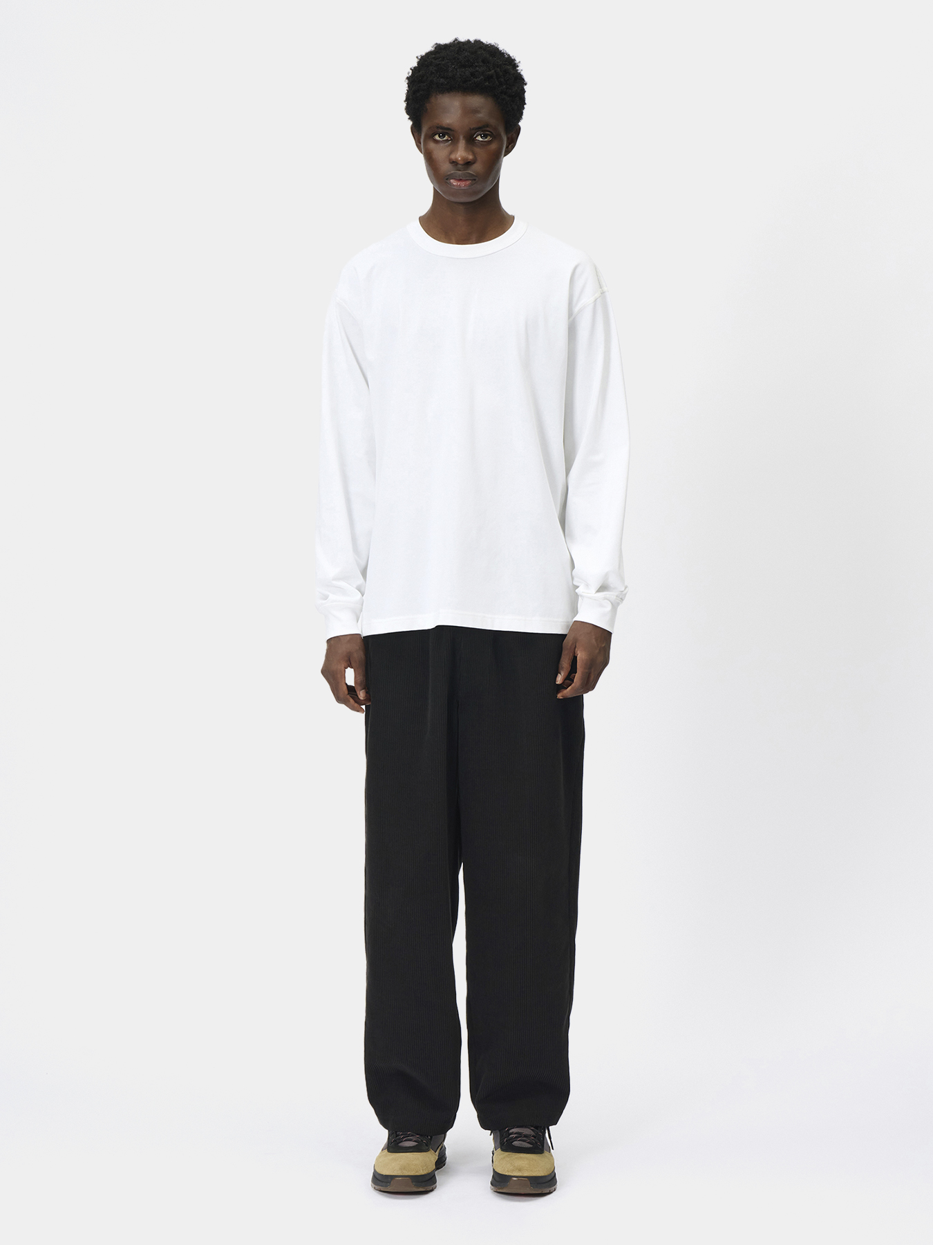 Брюки FINE WALE CORDUROY STRAIGHT