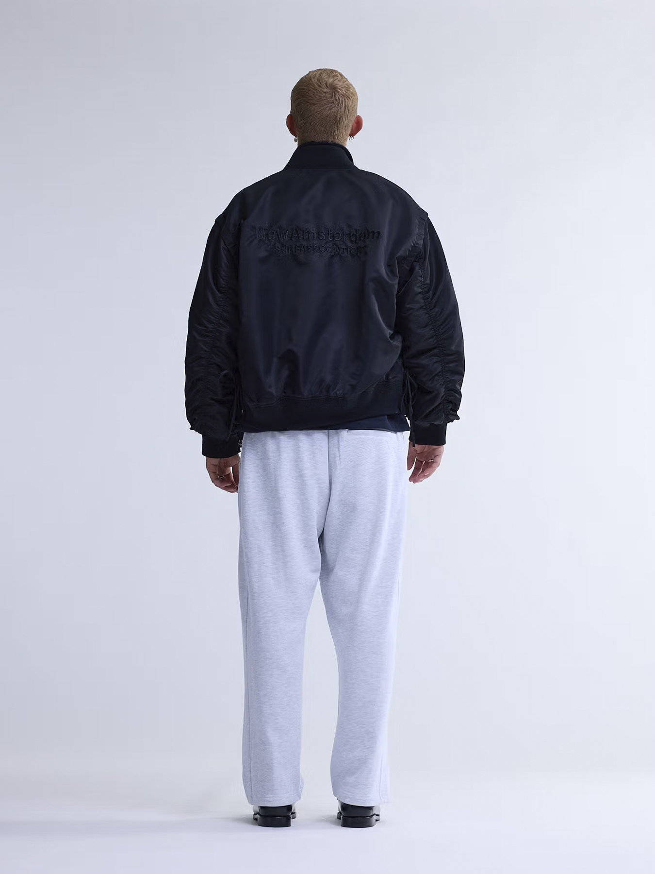 Куртка BOMBER
