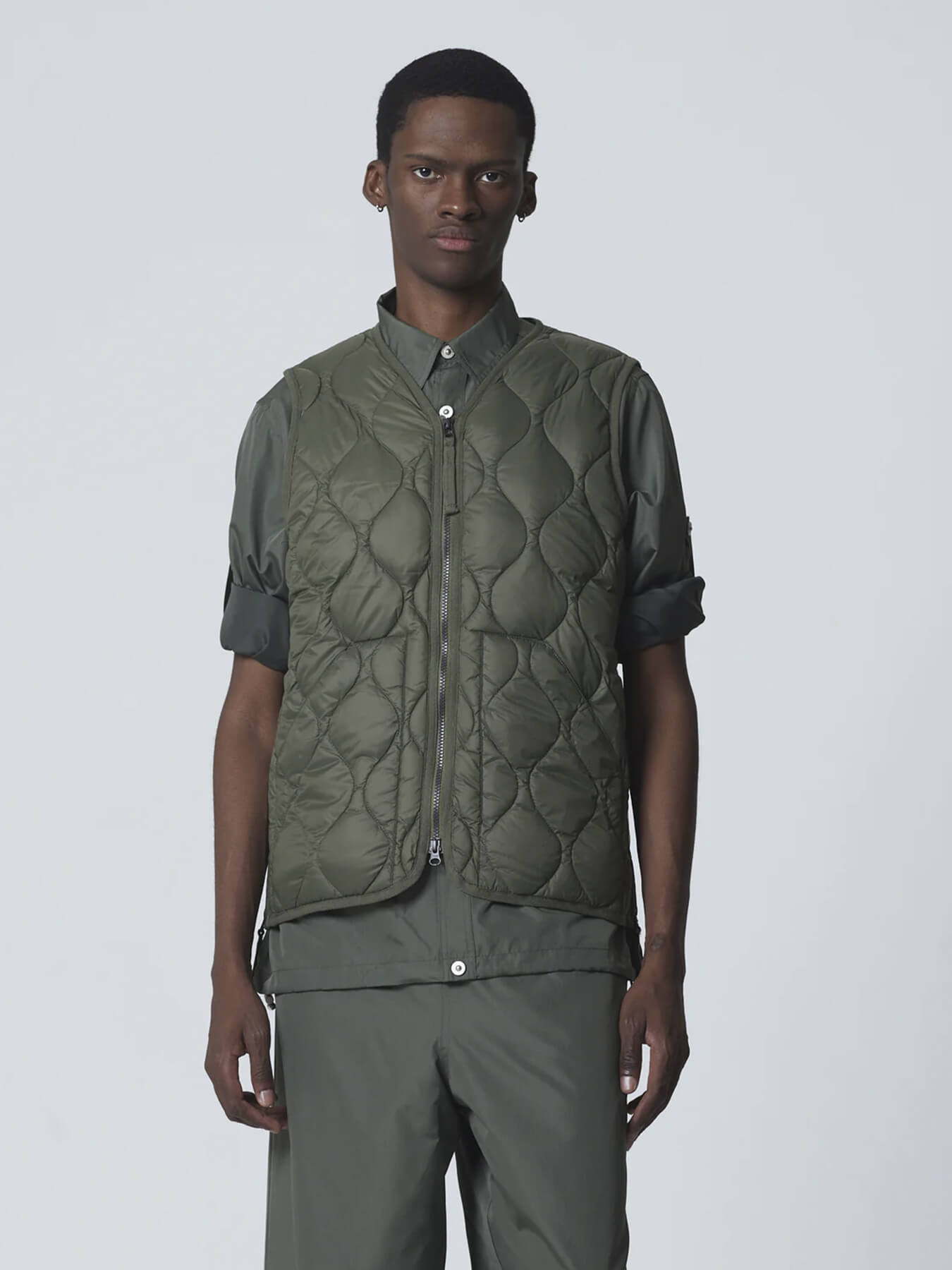 Жилет MILITARY V NECK W-ZIP