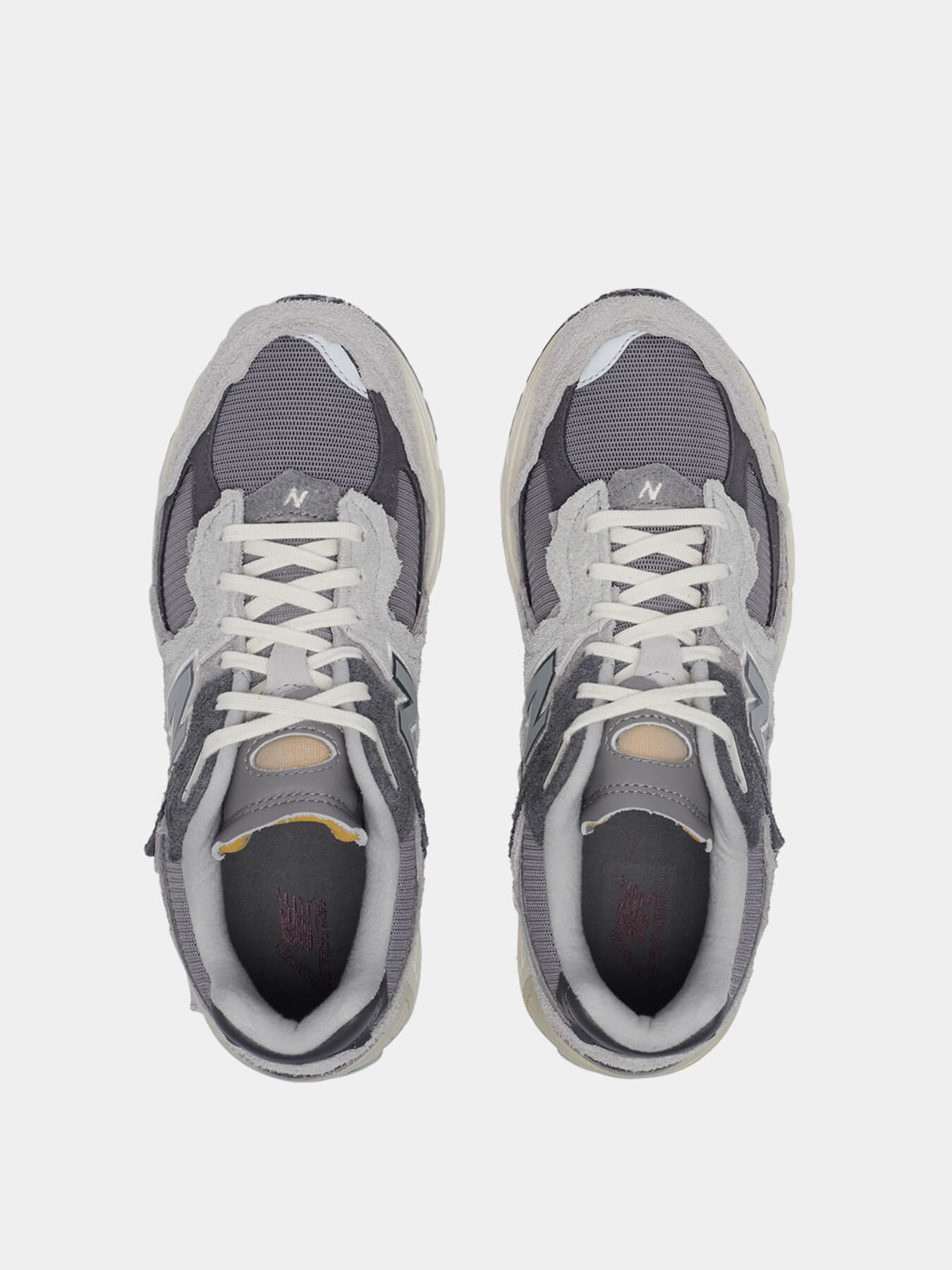 Кроссовки 2002R