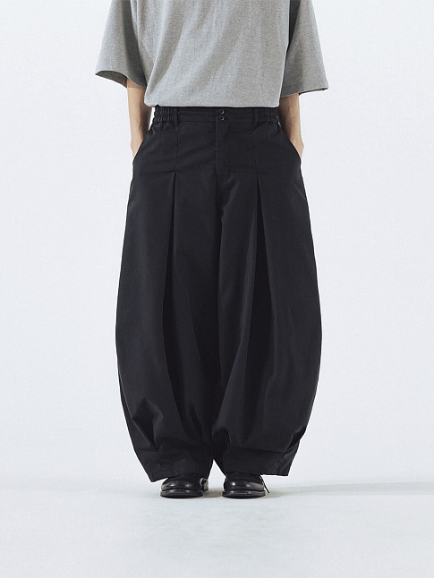 Брюки UNBALANCE LONG TUCK BALLOON (размер L, цвет Черный)