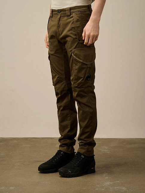 Брюки STRETCH SATEEN UTILITY CARGO LENS (размер 56, цвет 683)
