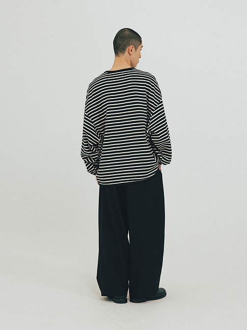 Брюки VALLEY TUCK TROUSERS (размер L, цвет Черный)