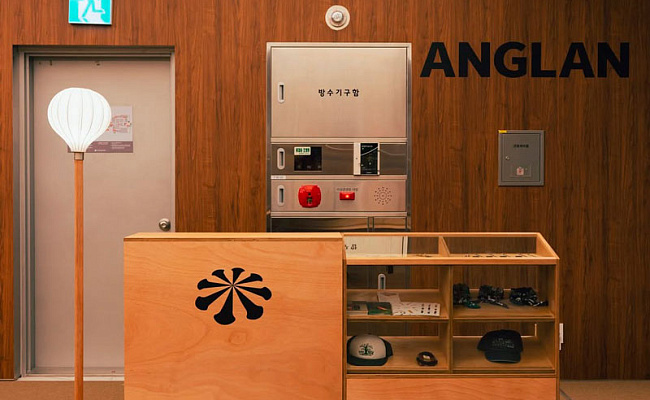 Интерьеры сеульского шоурума бренда Anglan