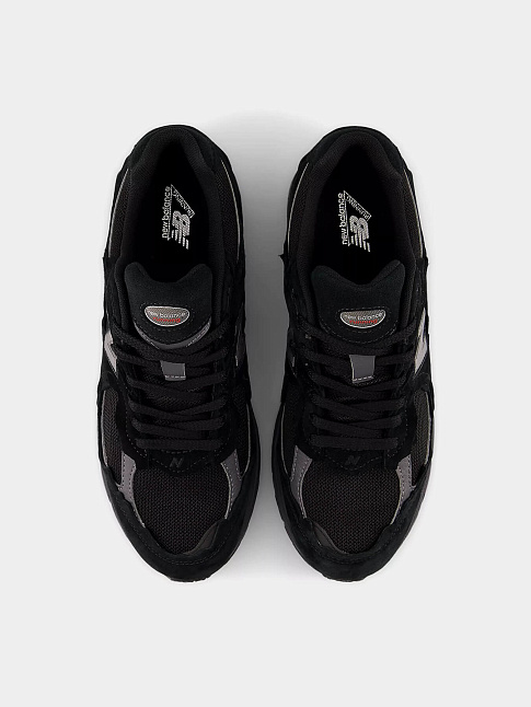 Кроссовки 2002 (размер 40, цвет Черный)