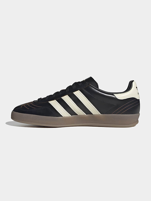 Кроссовки GAZELLE INDOOR (размер 40 2/3, цвет Черный-Бежевый)