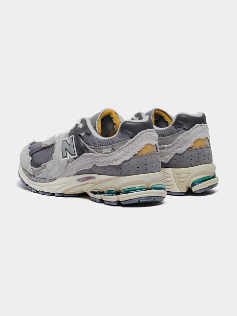 Кроссовки 2002R (размер 46 1/2, цвет Серый)