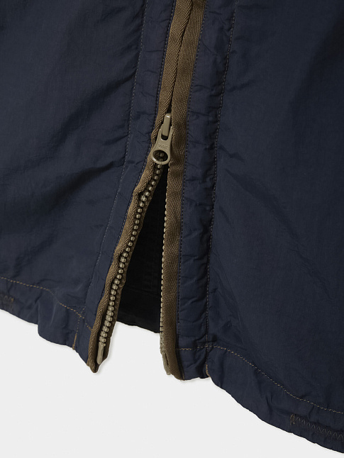 Куртка CONTRAST FLATT NYLON HOODED (размер M, цвет 891)