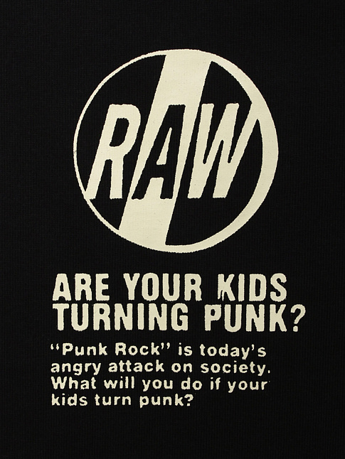 Футболка PUNK IS DEAD (размер S, цвет Черный)