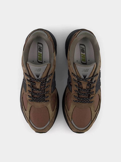 Кроссовки 2010 (размер 40 1/2, цвет Коричневый)